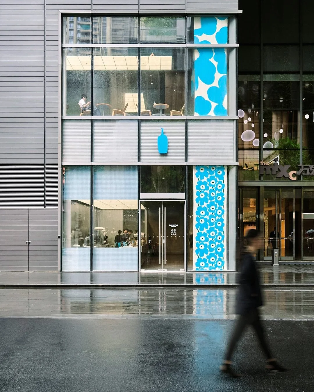 bluebottle_1745604511_3618715378458103924_354032059.jpg