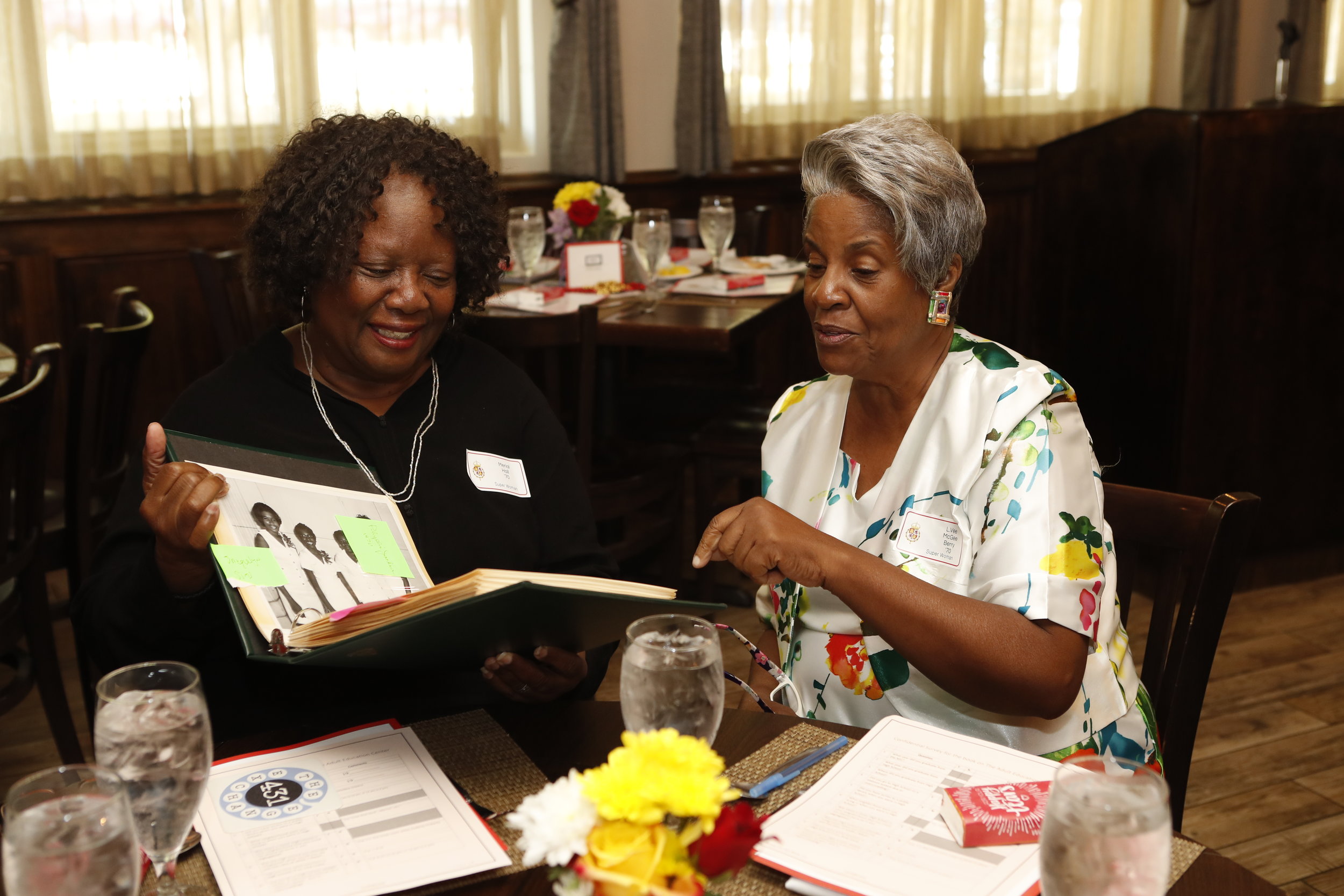 Merial Hall and L.Vee Berry at the 2018 AEC Reunion