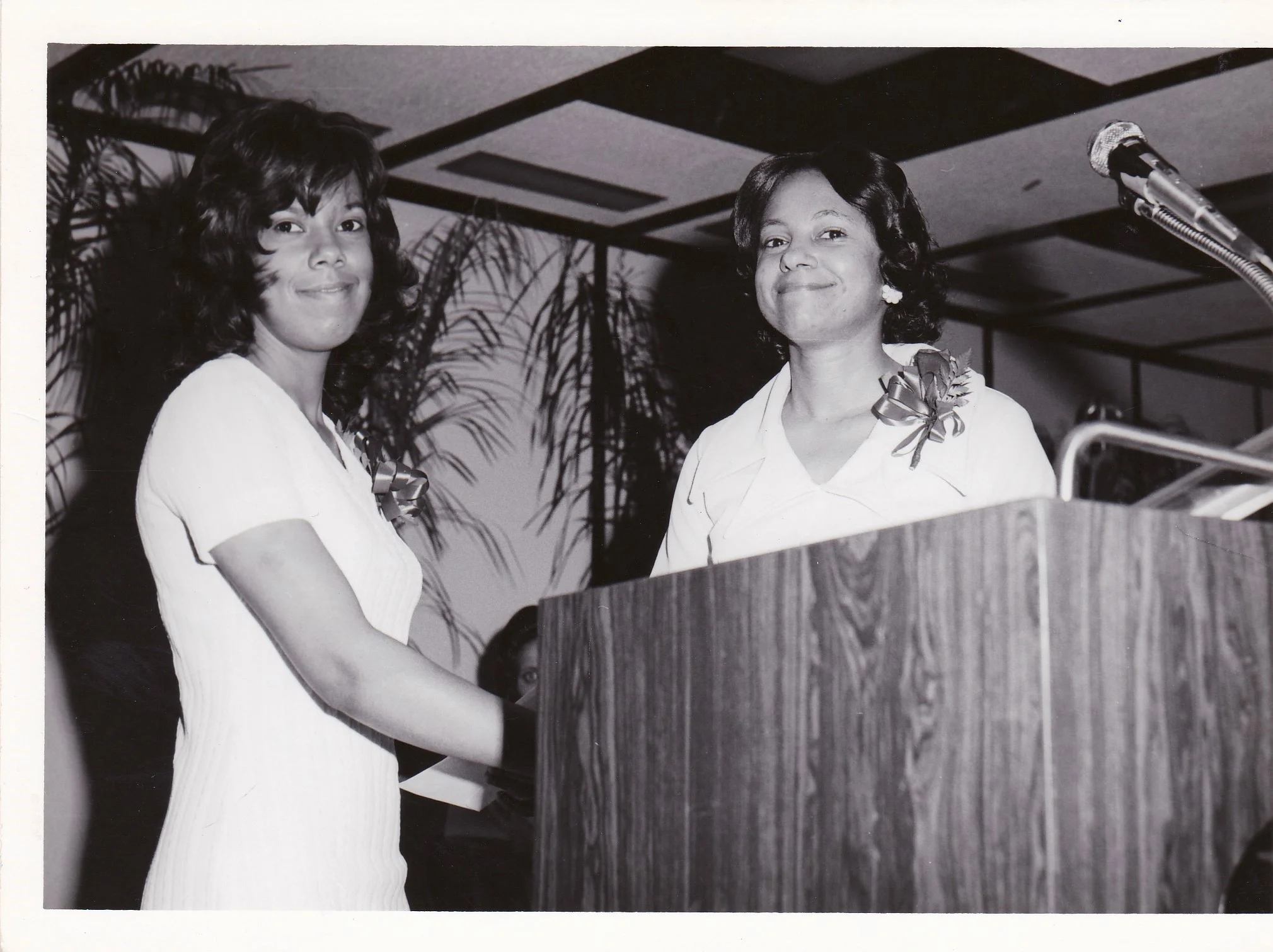 '72 Angelina Sylve '72 with Inez Villavaso '68