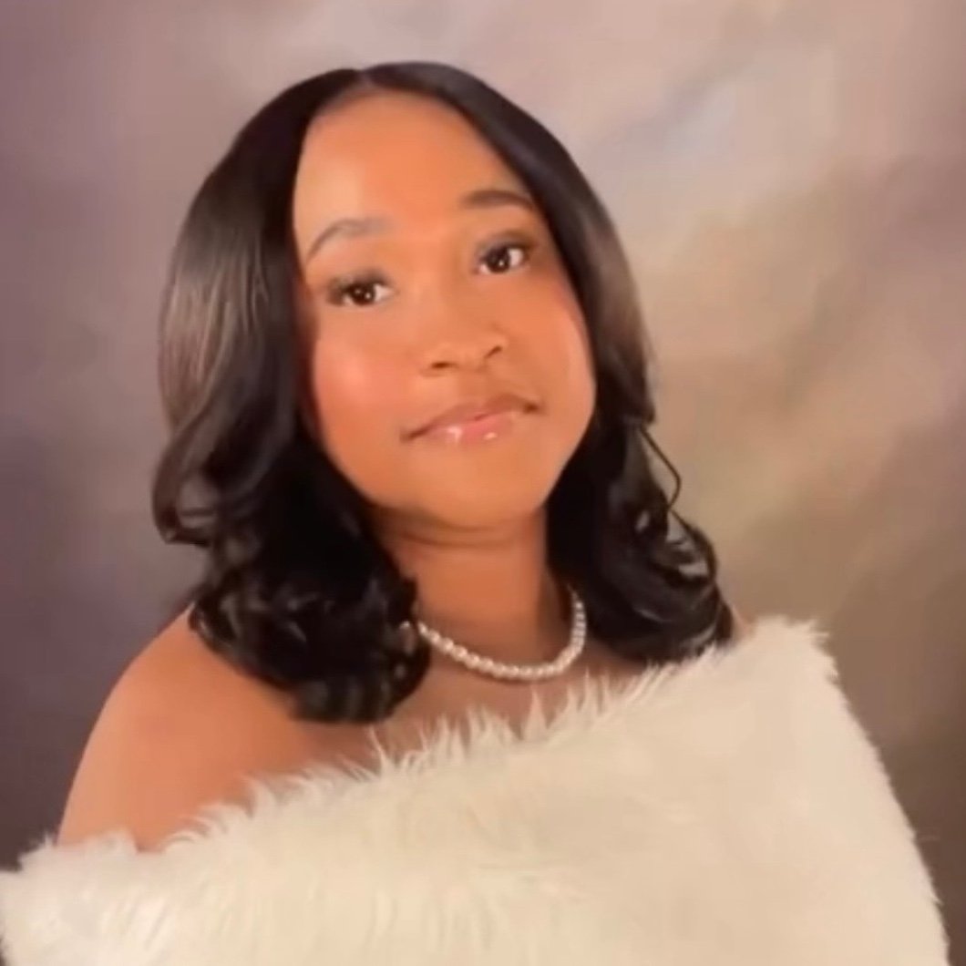 Chloe Harris.jpg
