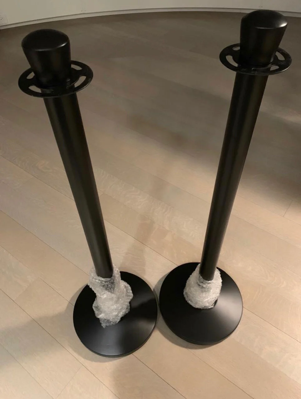 Black Pole.jpg