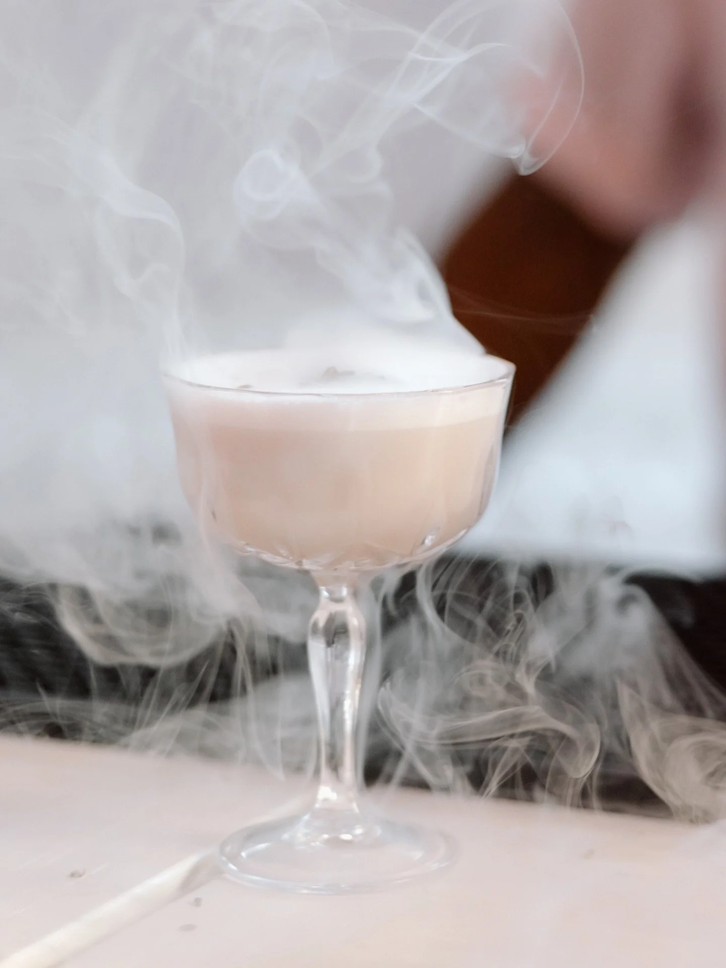 A memorable presentation means nothing without an exceptional cocktail behind it. We serve both 😉

Planner: @karma_events_ny 
Photographer: @adelaidechantilly