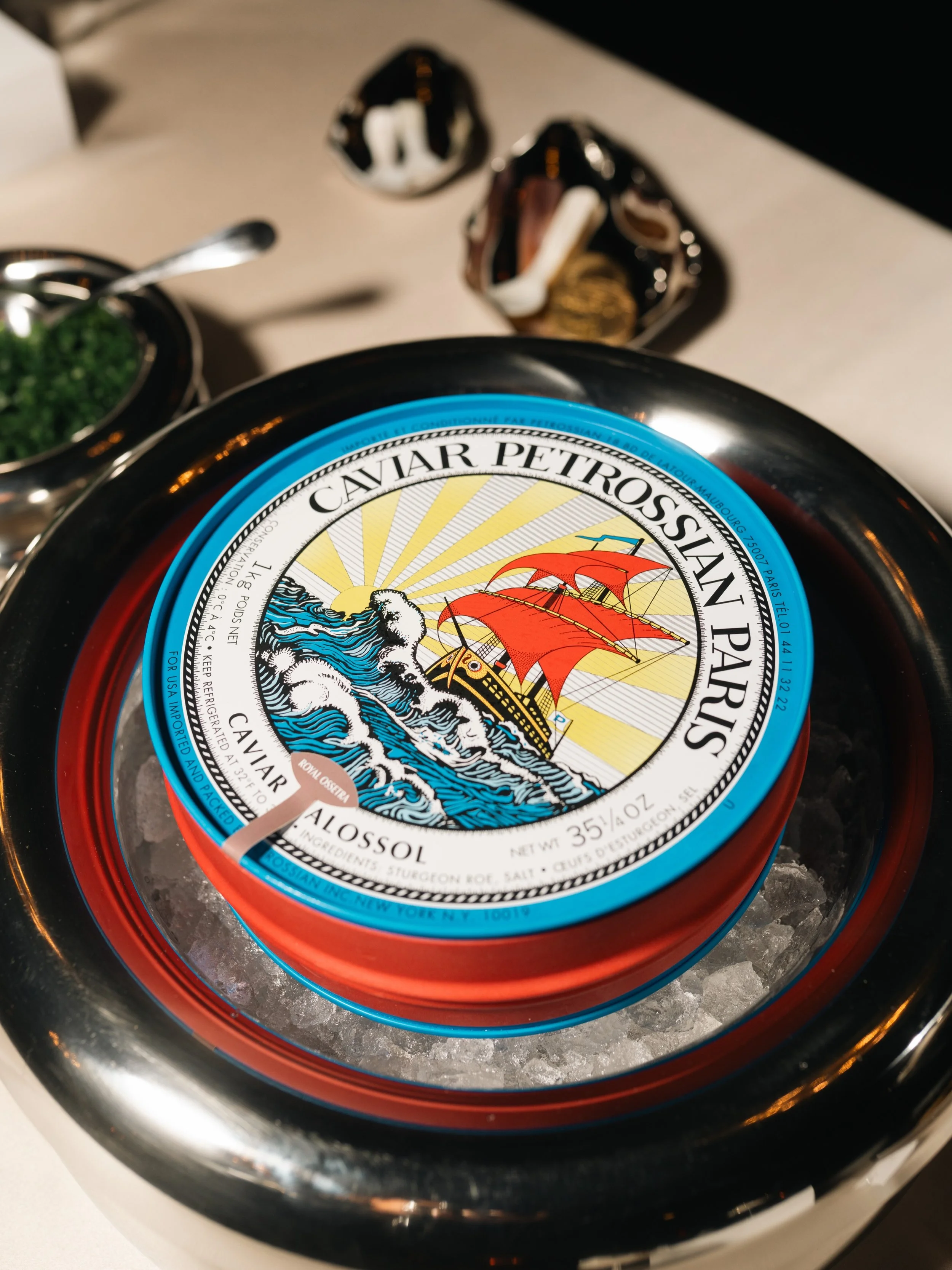 Not everyone needs a caviar service.
But when you do, make it a kilo. 

Photographer: @cestlazee 
Planner: @marianfrancesevents