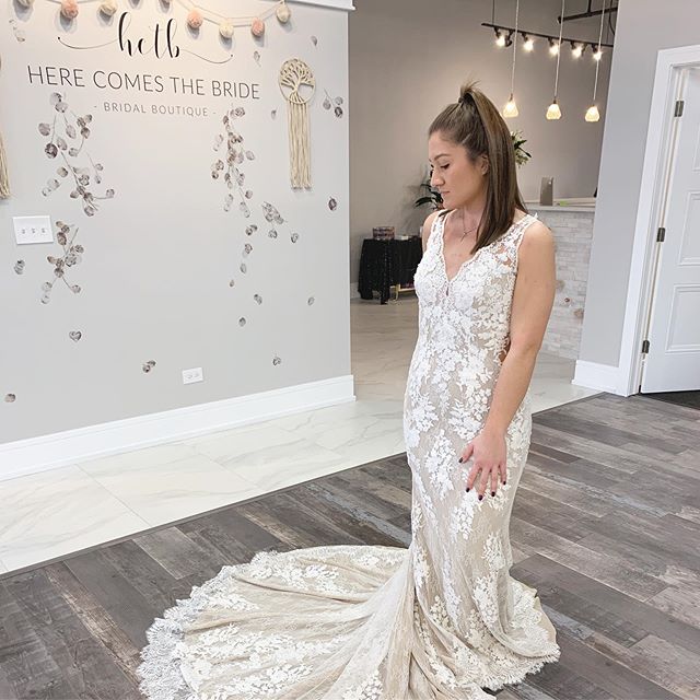 white dress to wear to wedding