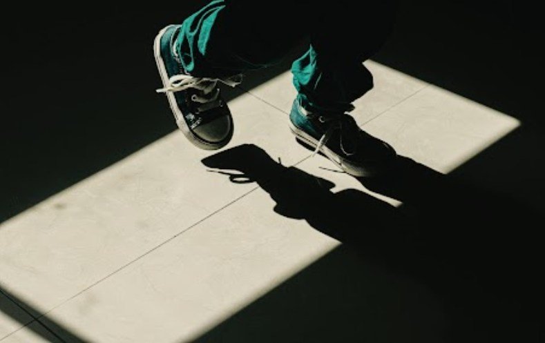 Does your child have flat feet? Westfield Foot &amp; Ankle helps find the right shoes&mdash;with roomy toe boxes and arch support&mdash;and offers custom orthotics when needed to keep young feet pain-free. 👉 Schedule a pediatric consult today on our