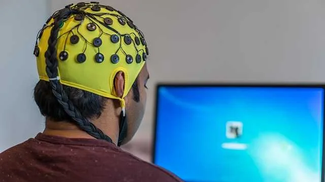 scientists-decode-brains-movement-intentions-from-eeg-307198.jpg