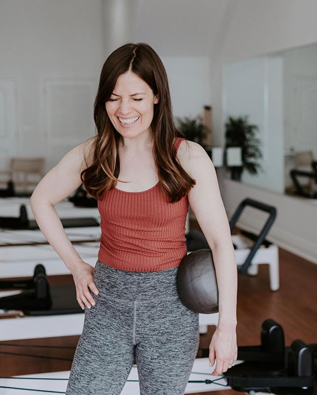 HEY GIRL 👋 We know taking your first pilates class can be intimidating AF but here&rsquo;s why you should take the plunge:
1. We DON&rsquo;T take ourselves seriously AT ALL and we think workouts should be fun, not stressful. 
2. We will NEVER, EVER 