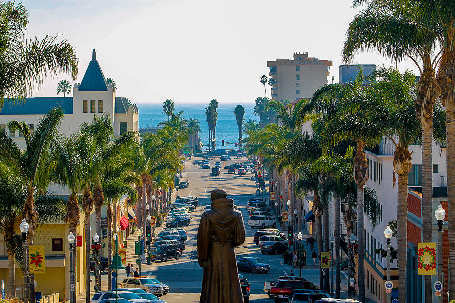 downtown-ventura-lee-baker.jpg