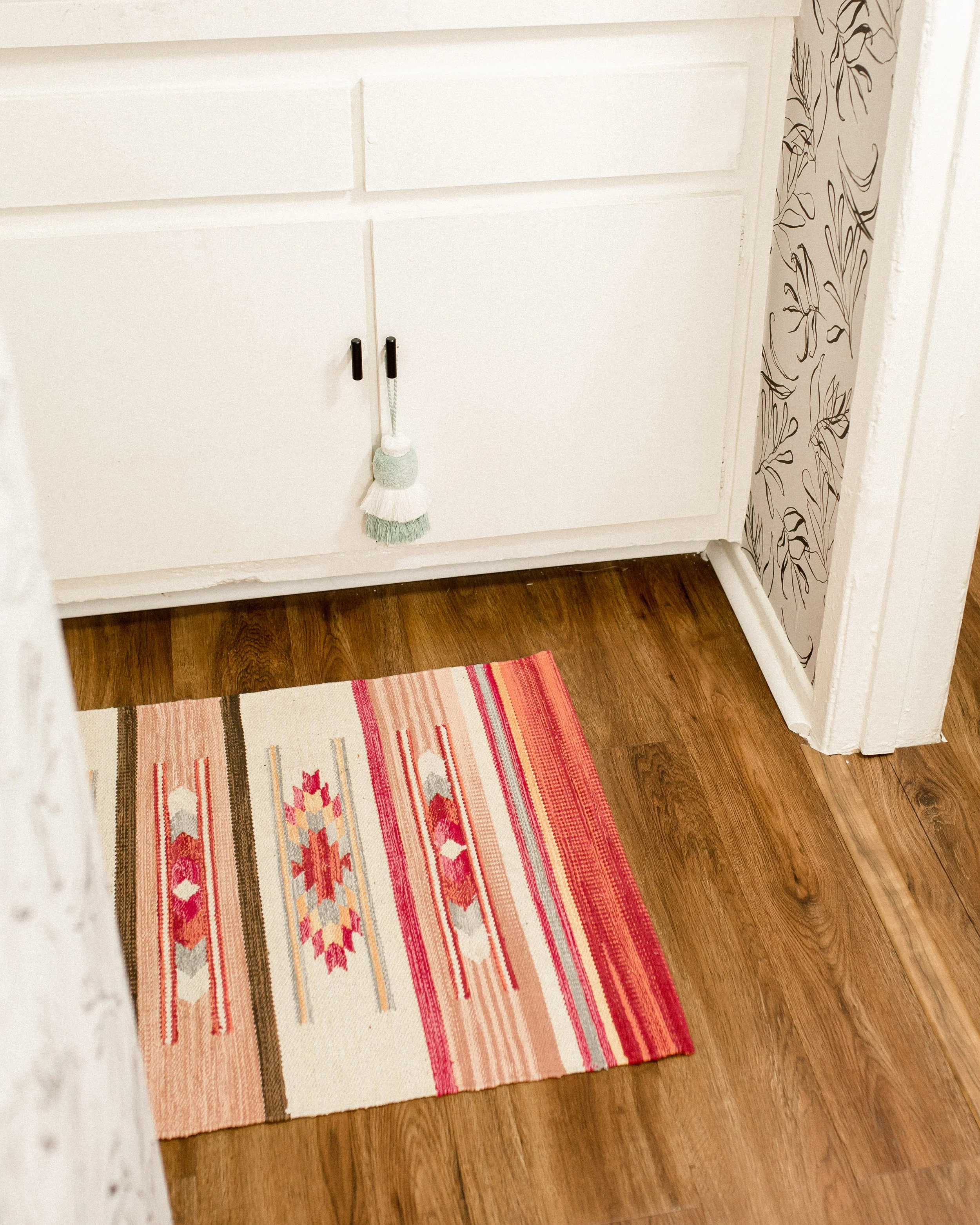 bathroom-i.jpg