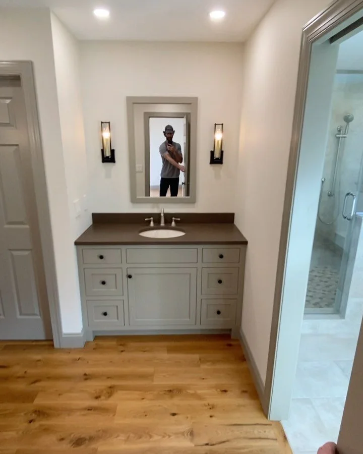A quick walk through and a few before photos of a master suite renovation we recently completed with the @jarrett.design team. 
#design #build #renovate #preserve #feeneyandco