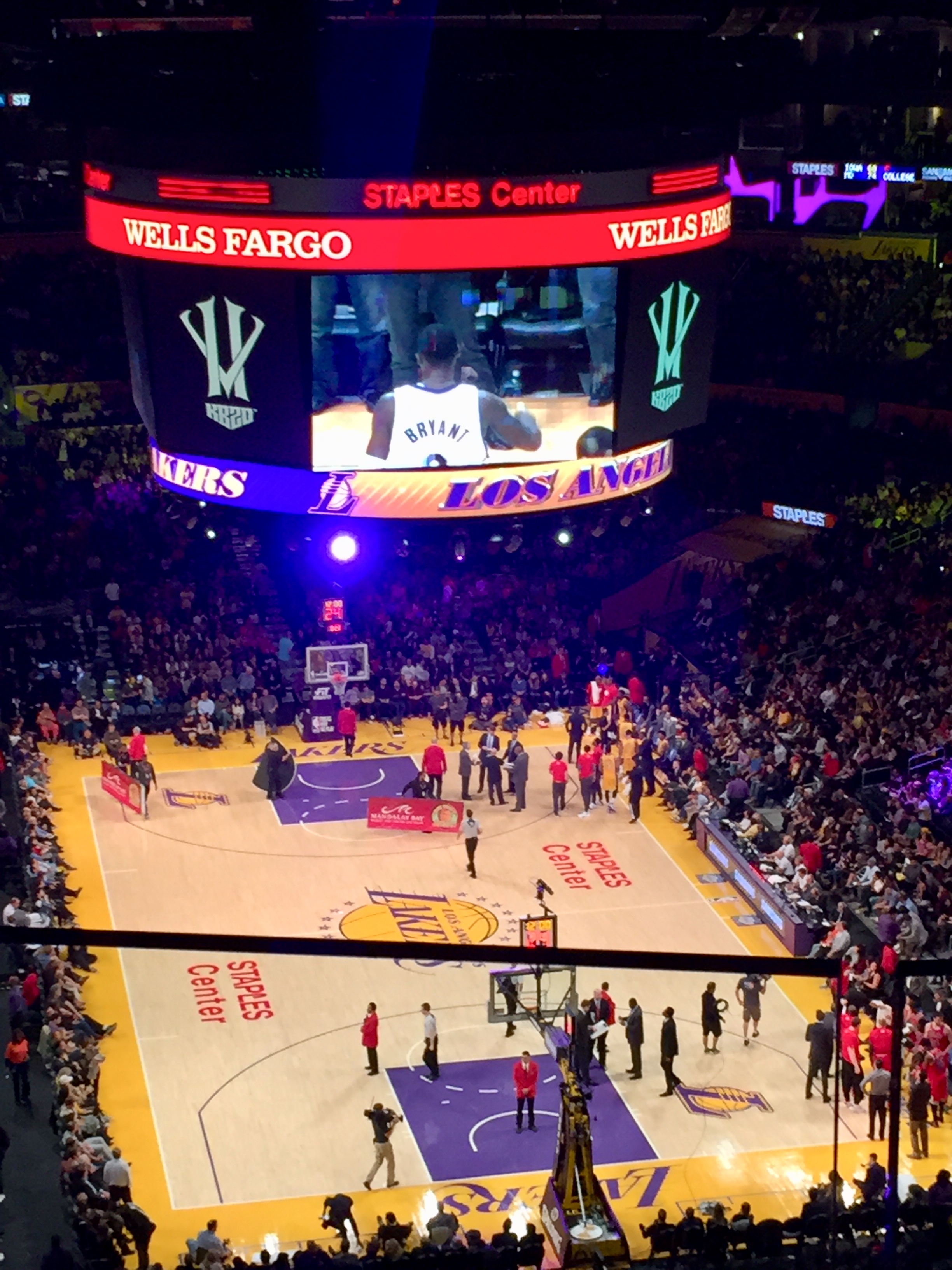 Devi Ohira NBA Staples LA Lakers Kobe Bryant.jpg