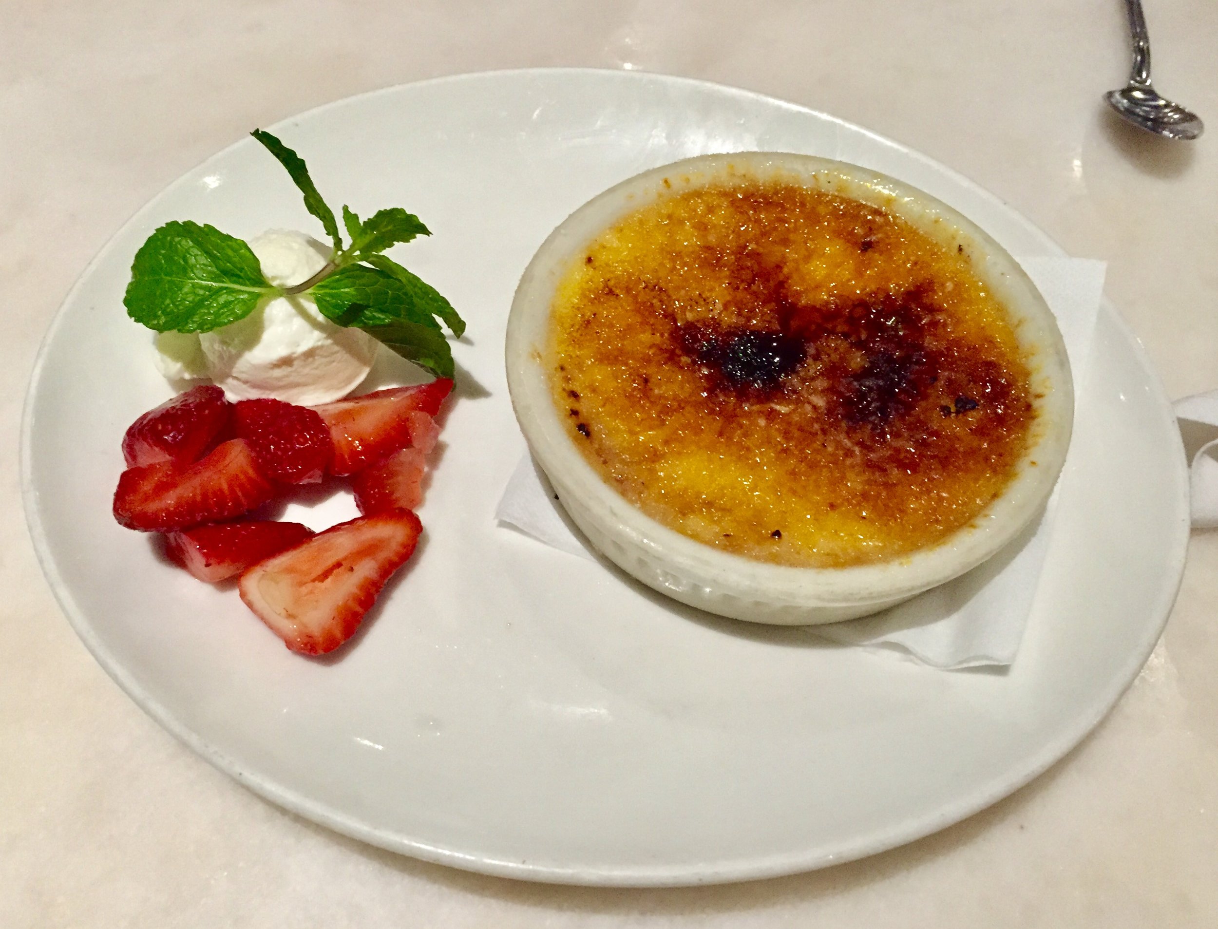 Devi Ohira - Happy Hour late night dessert Creme Brulee - Kincaids - Redondo Beach.jpg