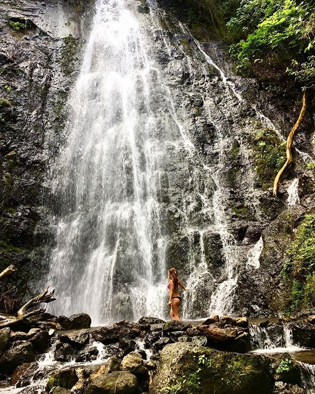 Climate Change .
.
.
.
.
.
.
#home #hawaii #hawaiilife #oahu #oahuhikes #waterfall #kaneohe #lookup #winter #layerdown #bikinilife #tropics #summerinthewinter #hawaiistagram #islandgirl #warmweather #feelsgoodtobeback #temps