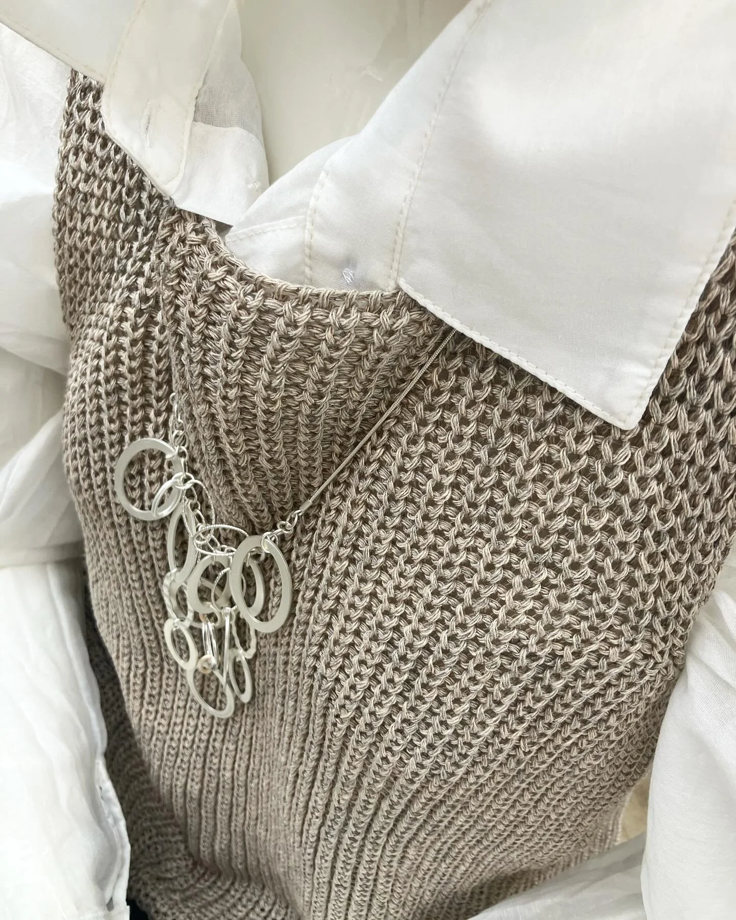 All the new stock is now in including denim/navy/khaki/ and an array of blacks &amp; whites ready for spring&hellip;
.
.
.
.
.
.
.
.
.
.
.
#joli #suffolk #suffolksecrets #aldeburgh #aldeburghbeach #aldeburghhighstreet #fashion #retail #independent #i