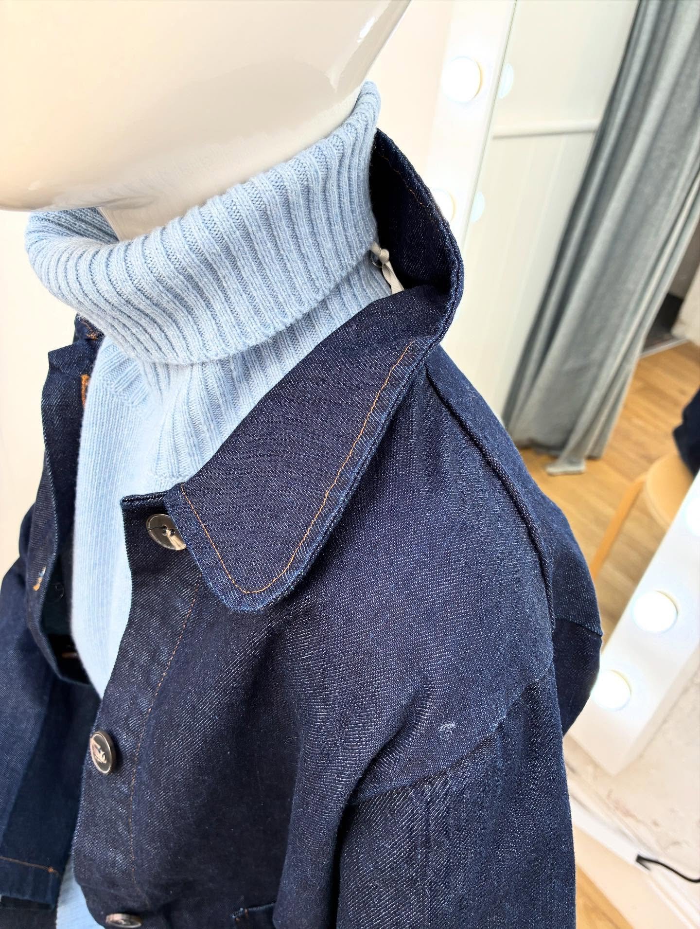 A Joli Autumn 🍂 our autumn collections are going up, come in store to find layers upon layers of sumptuous knits, dark denim matching jackets/culottes, soft corduroy, and cozy turtle necks.
.
.
.
.
.
.
.
.
.
.
.
.
#joli #suffolk #suffolksecrets #ald