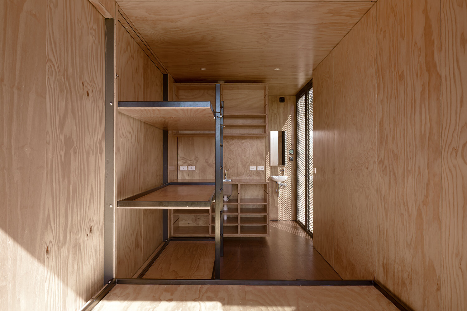 Mansfield Container House-low-res-21.jpg