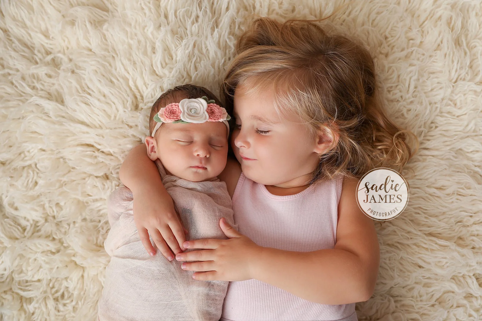 Sadie James Photography | Orange CA newborn photographer | California newborn photographer | CA newborn photographer | Orange County newborn photographer | Destination newborn photographer | newborn photography