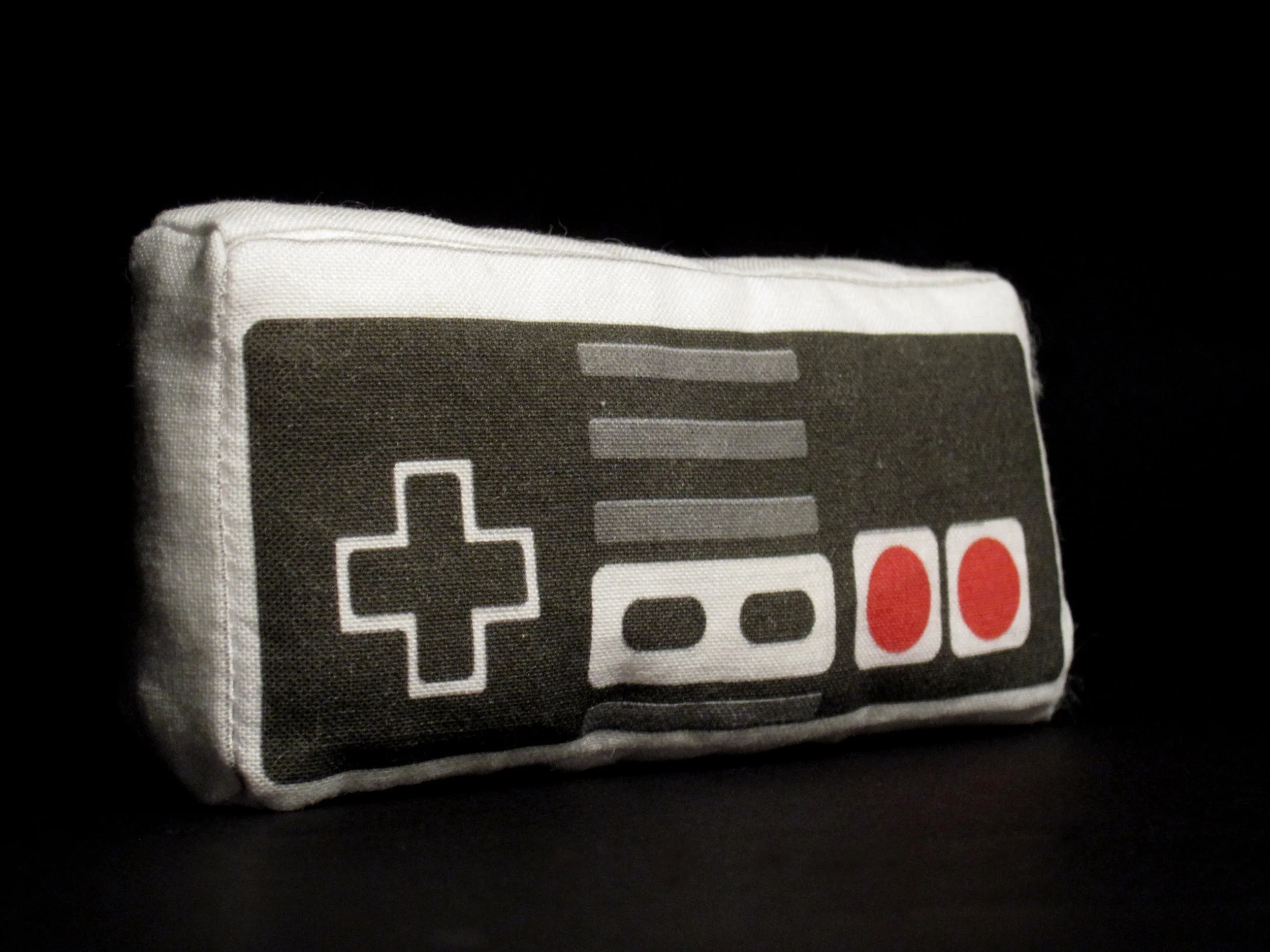 07 JVS_3d nes-controller-det.jpg