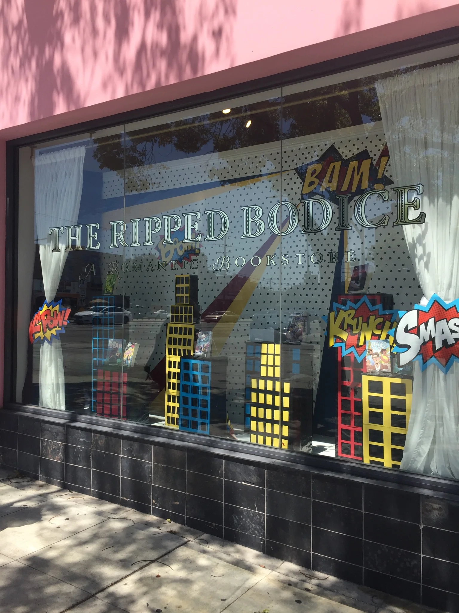 Bookstore in LA sells only romance.