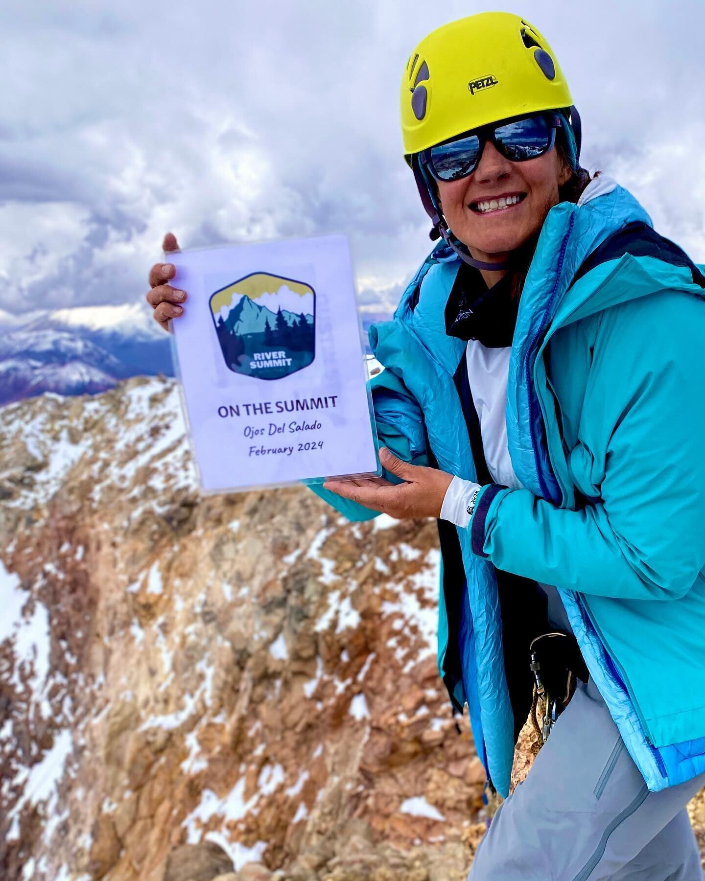 River Summit&hellip;on the summit of Ojos Del Salado on Sunday afternoon. A big thanks to everyone for all your messages of support along the way!  #ojosdelsalado #atacama #mountaineering #riversummitoutfitters