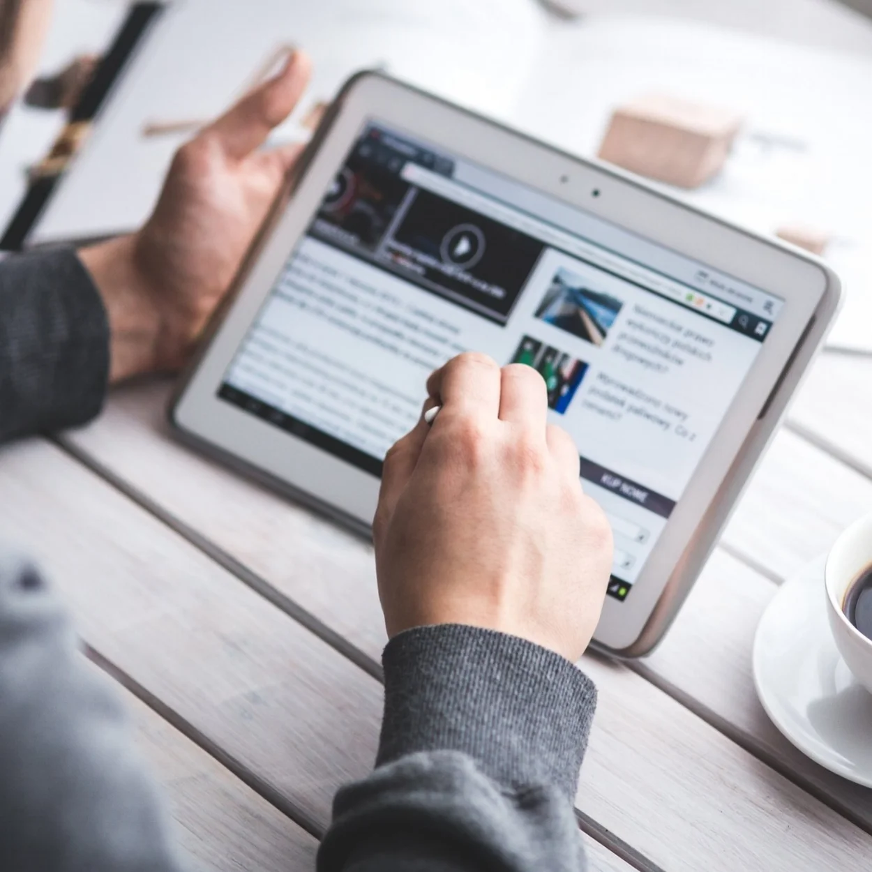 app-browser-coffee-6335.jpg