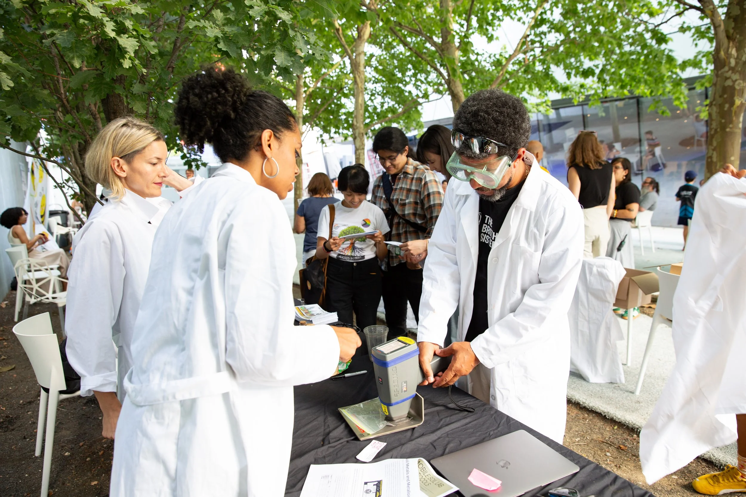 SoilLab& BroSis-pixby EricaMacLean_D10B4610.jpg