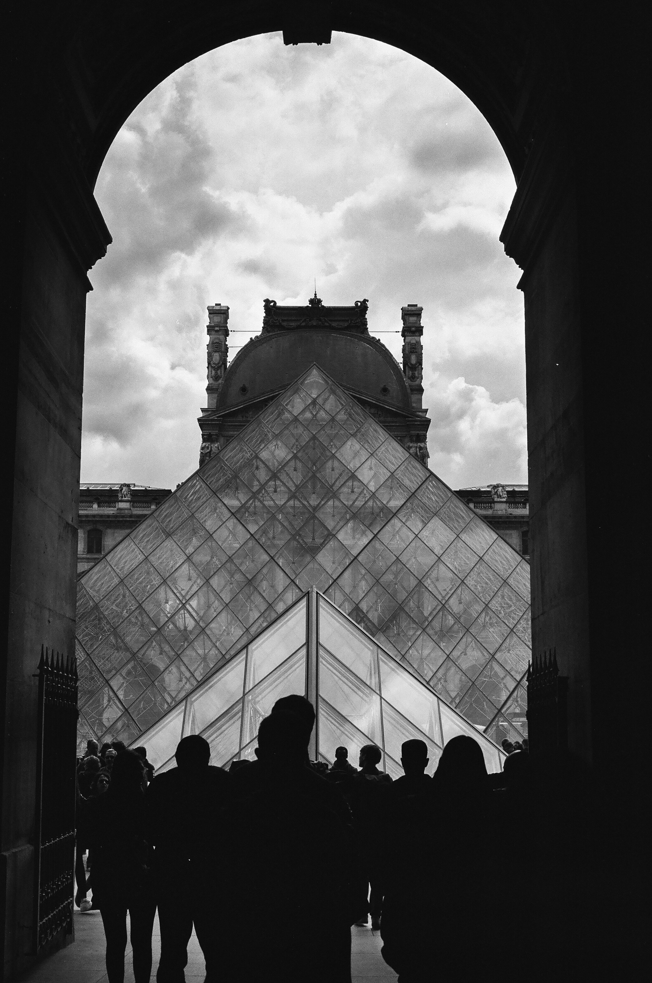 Louvre 4x6.jpg