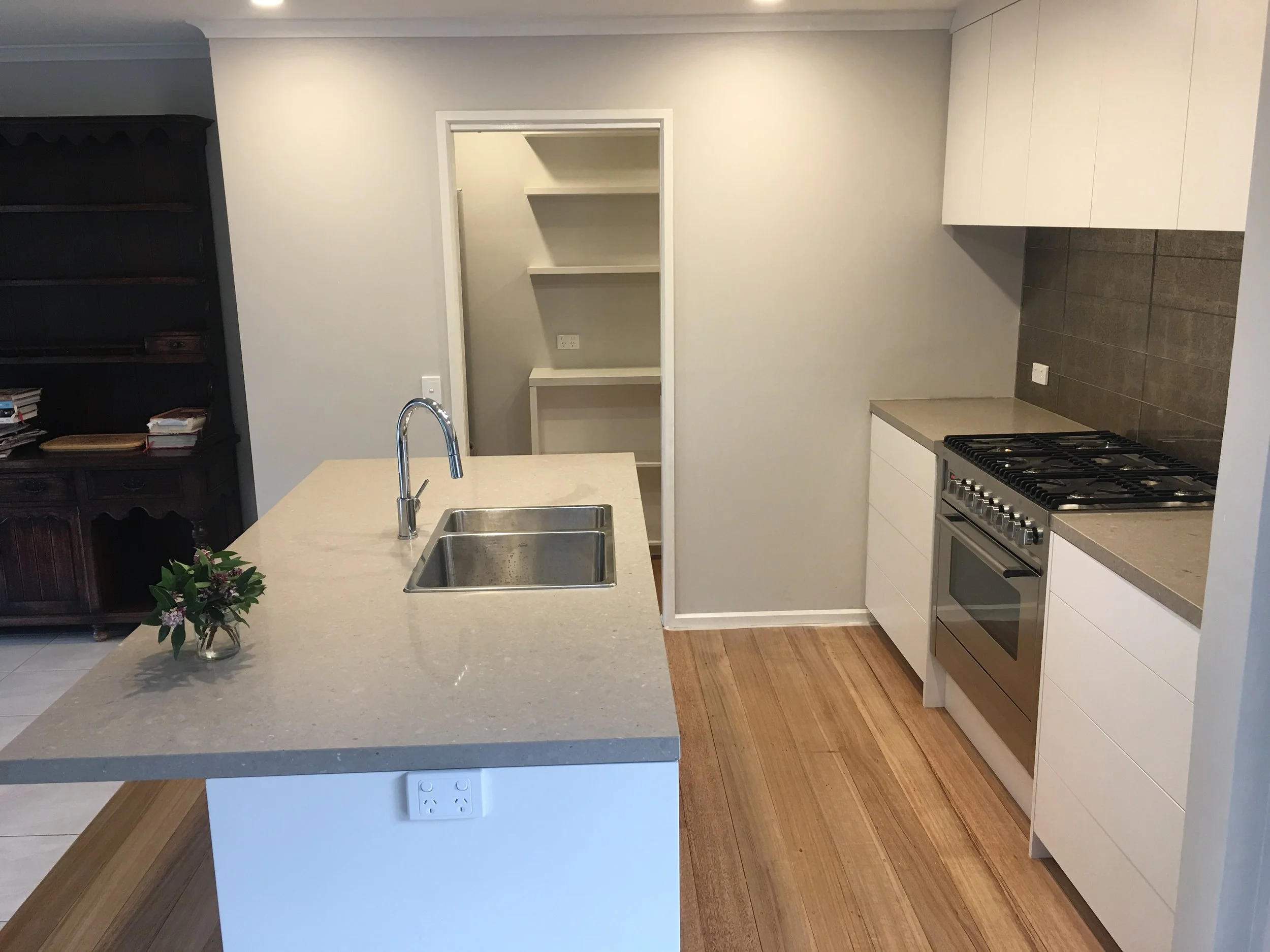 Kitchen, Belgrave South.JPG