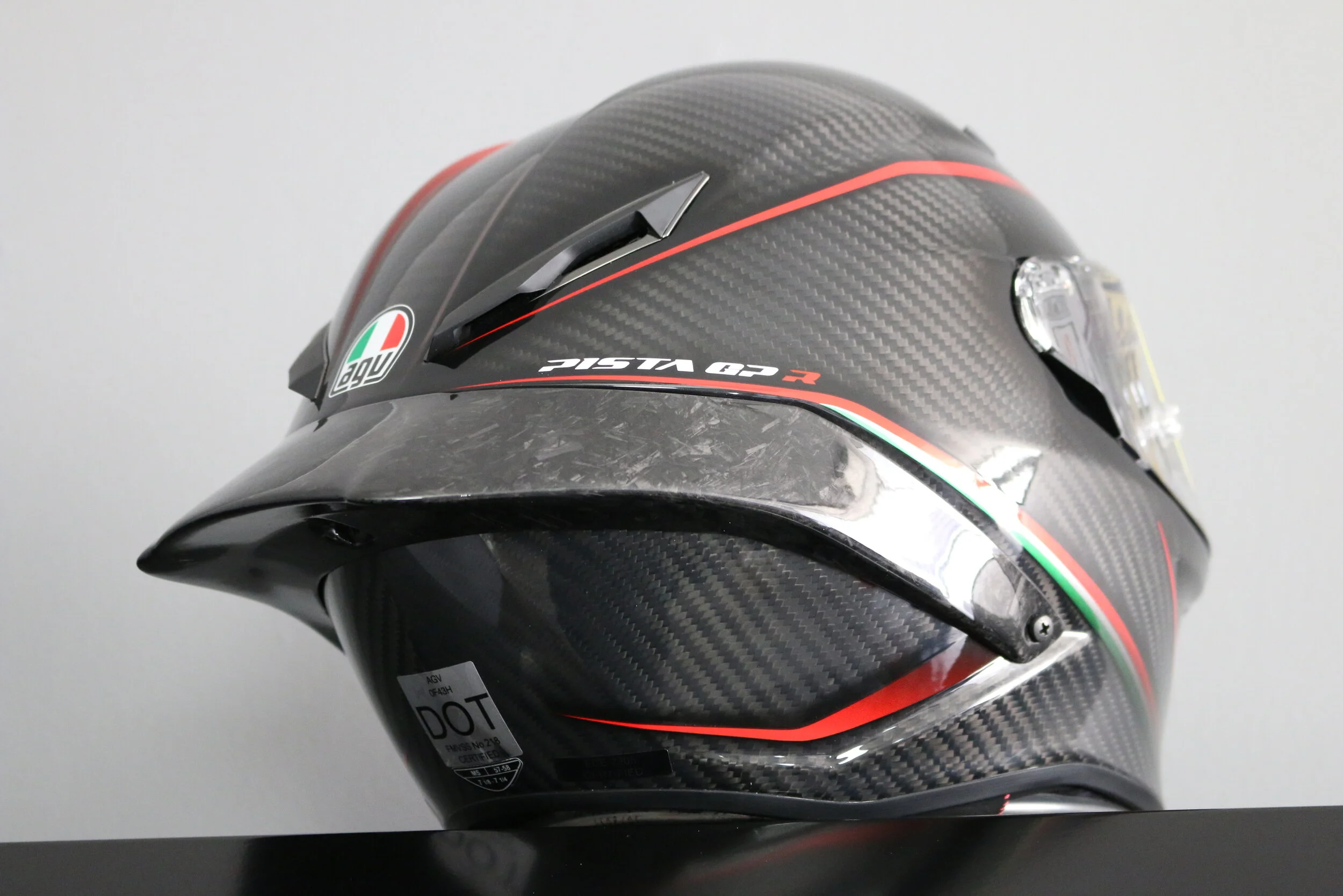 agv carbon fiber helmet