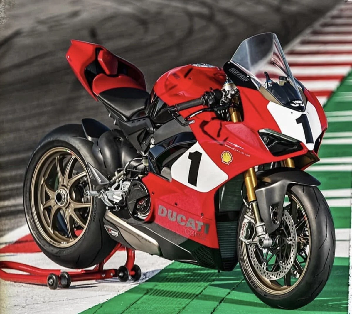 Ducati v4 2018
