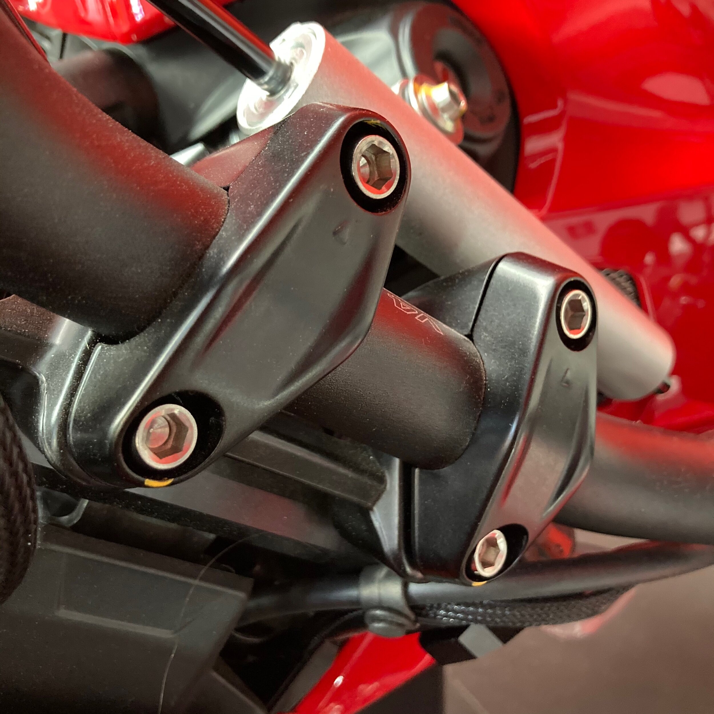 Hohlschraube einfach M10x1,00 Titan Racing für Ducati Kawasaki KTM MV,  24,20 €