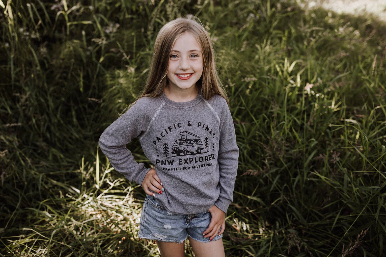 VAN LIFE YOUTH CREW NECK SWEATSHIRT