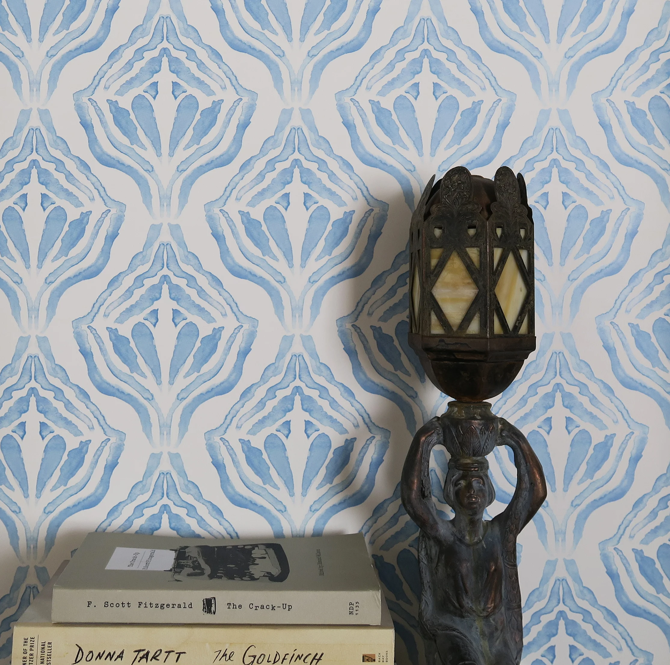 washed artichoke with lamp 1.jpg