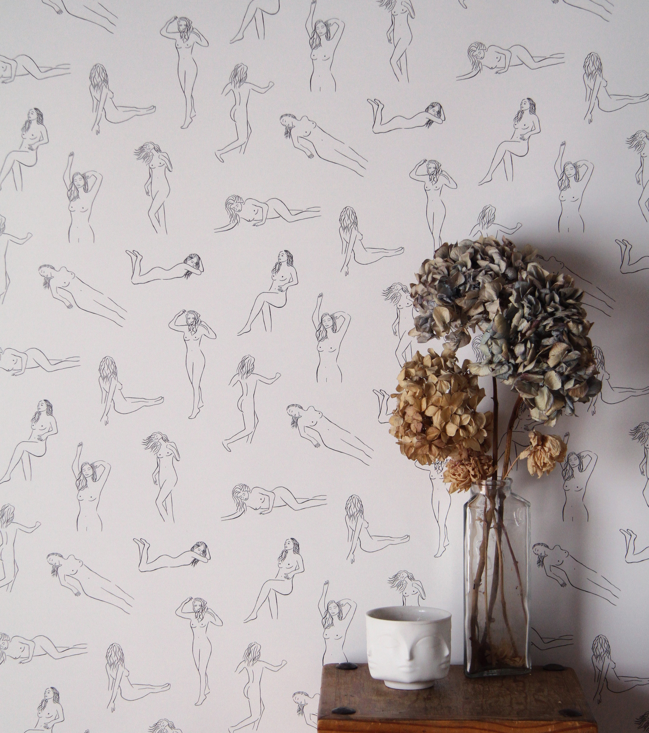 Lady wallpaper - dried flowers.jpg