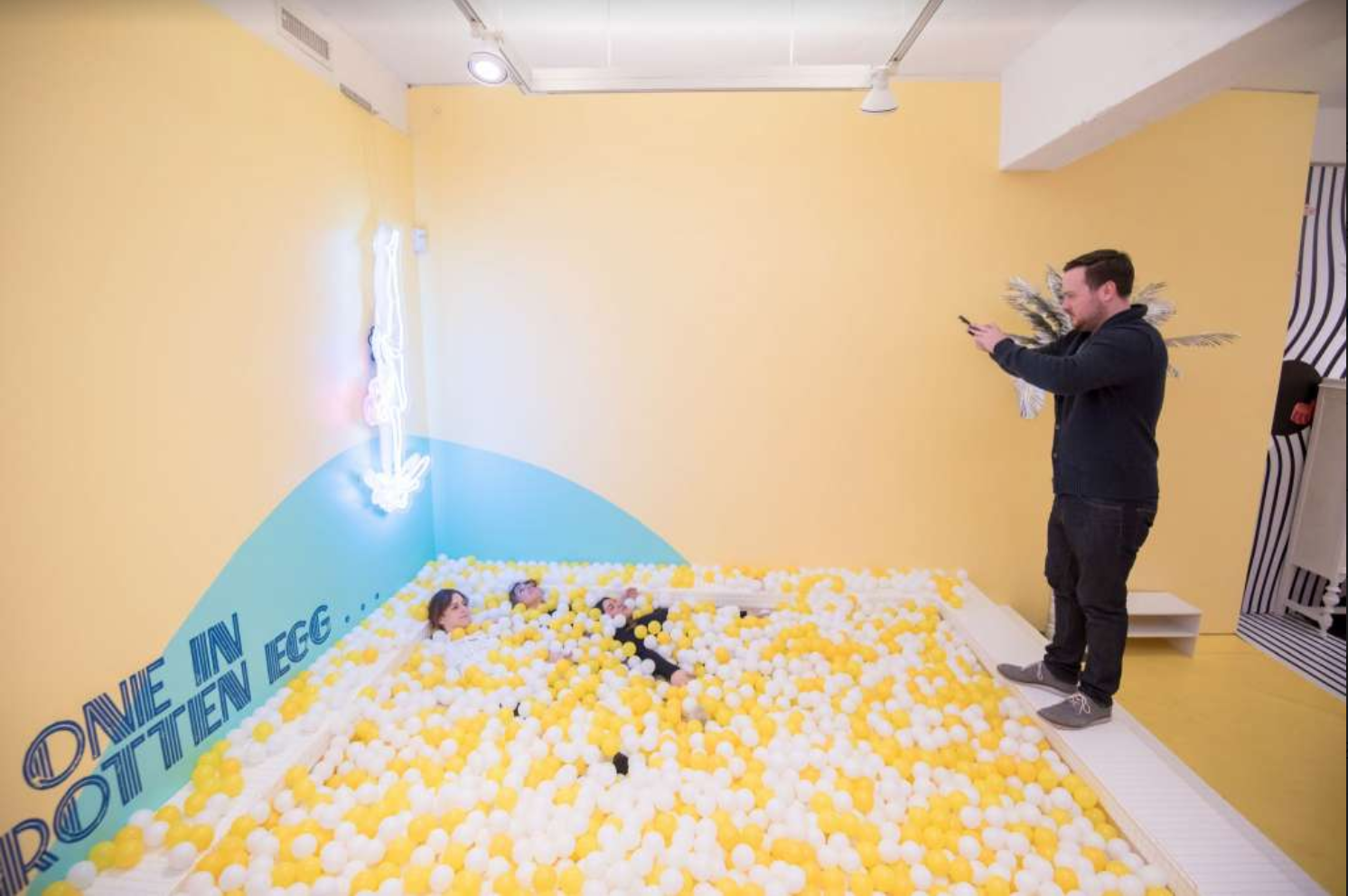 “Instagrammable” Pop-Ups – What, Why, and Are They Worth It?