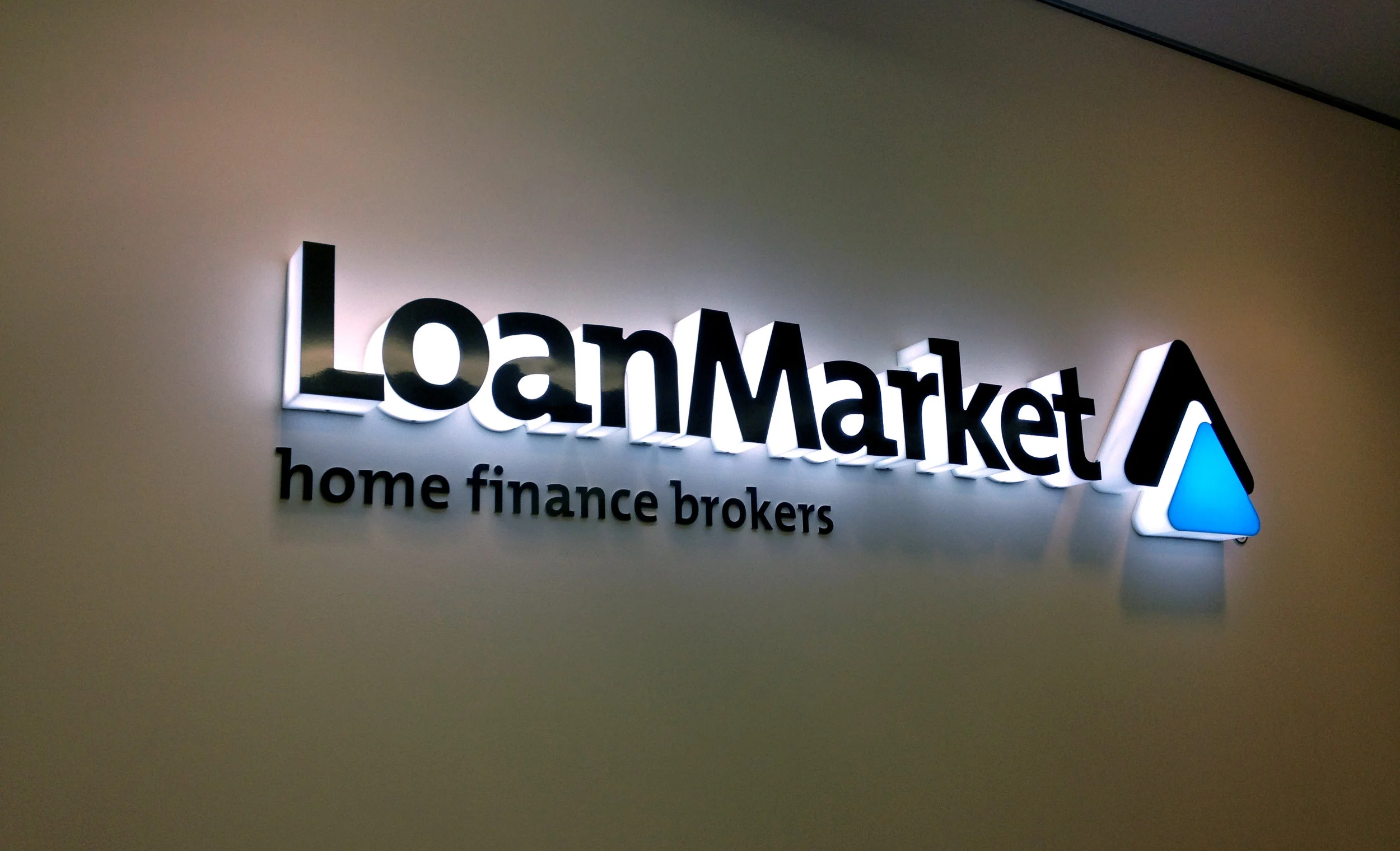 LoanMarket2.jpg