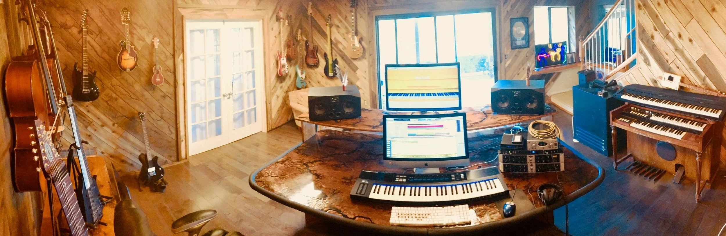 studio_3.jpg