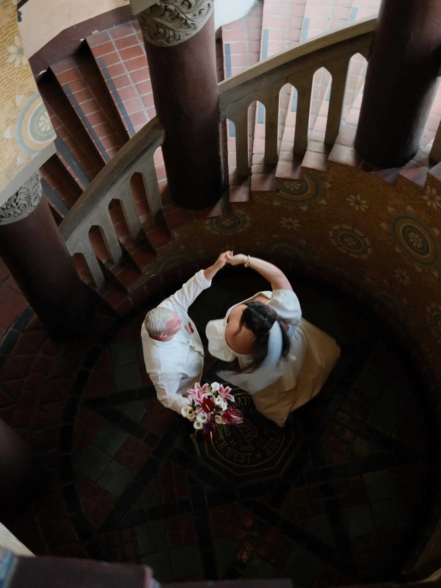 Here is to one year of marriage and 16 years with my best friend! Wouldn&rsquo;t want to live this life with anyone else 🫶🏻❣️

thank u for choosing me to be your wifey @aaronkatzeman