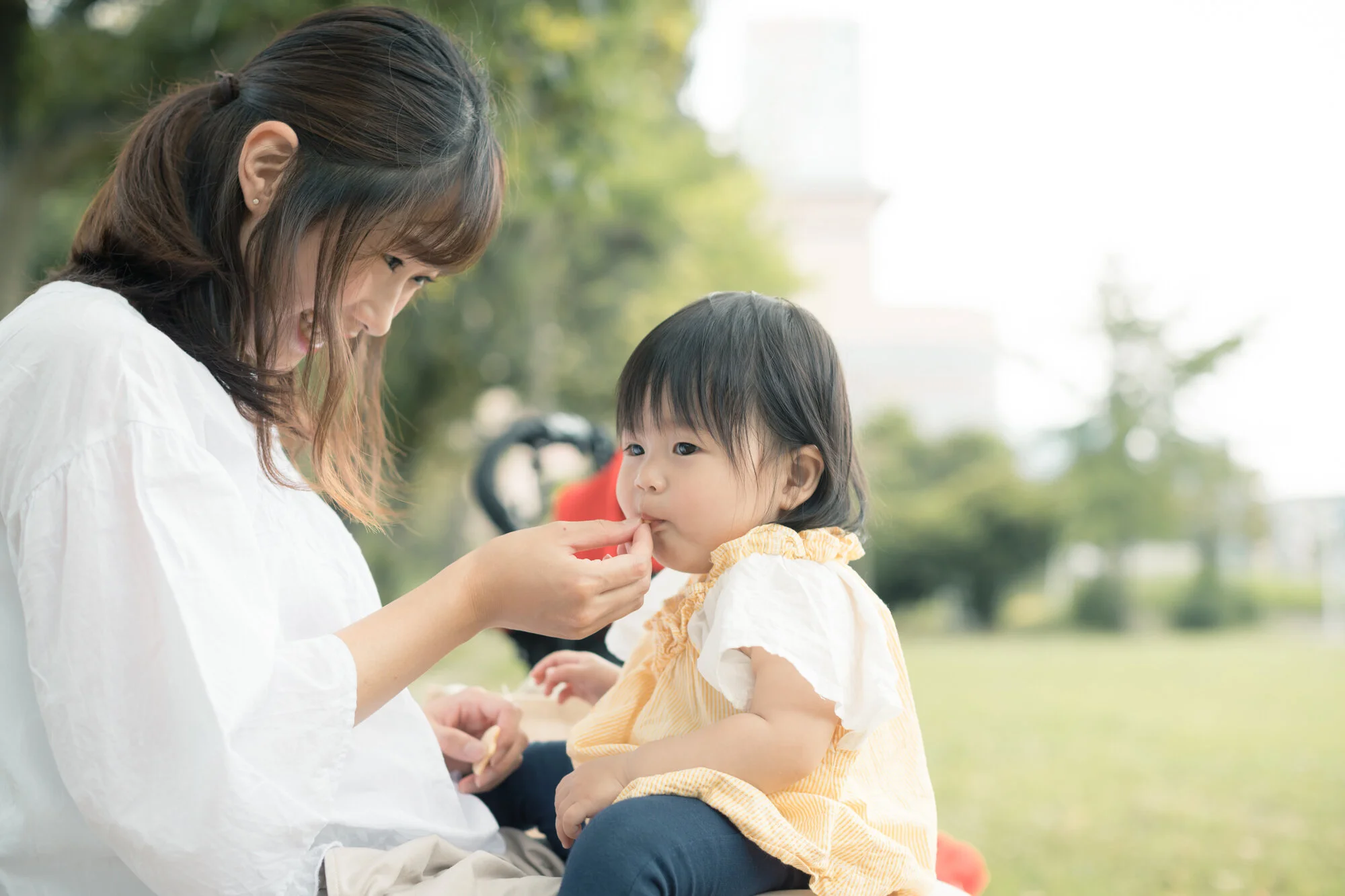 21年 赤ちゃん食事エプロン10選 選び方のポイントもご紹介 Famm ファム 家族アルバムや無料フォトカレンダー フォトアルバムなどで 子育てをもっと楽しく