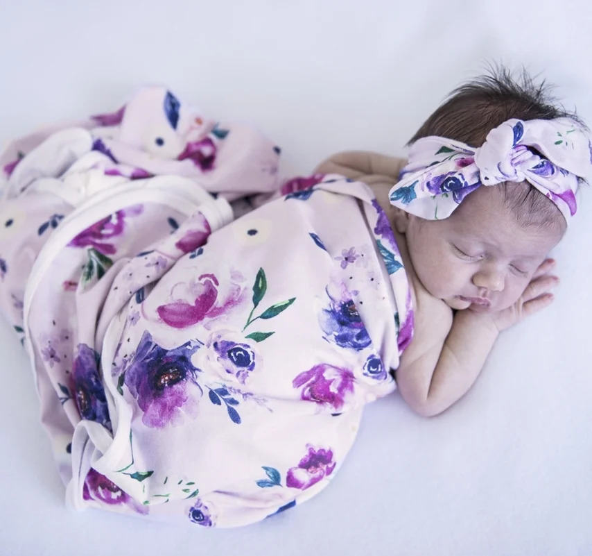 swaddle floral kiss.jpg