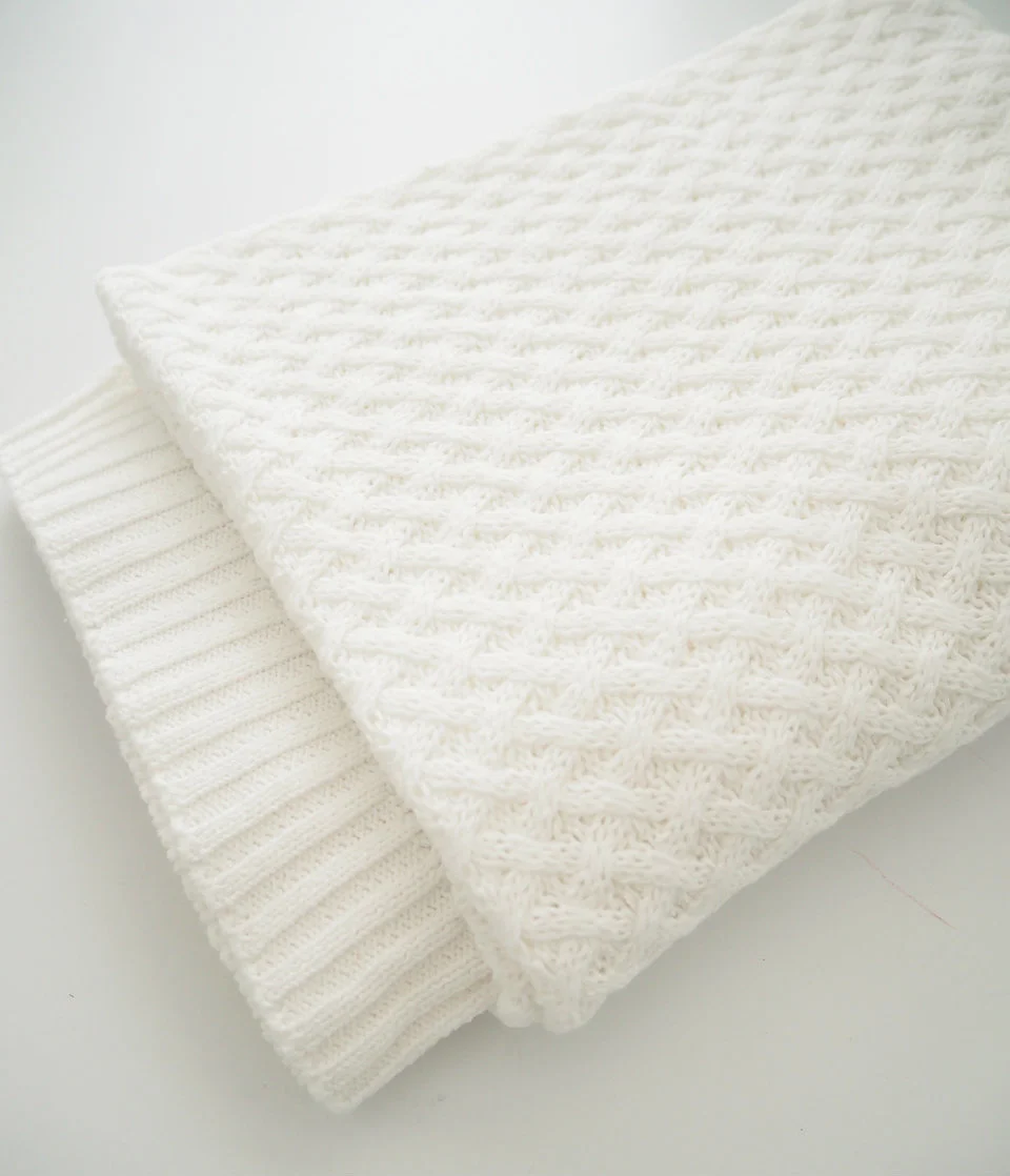 blanket white.jpg