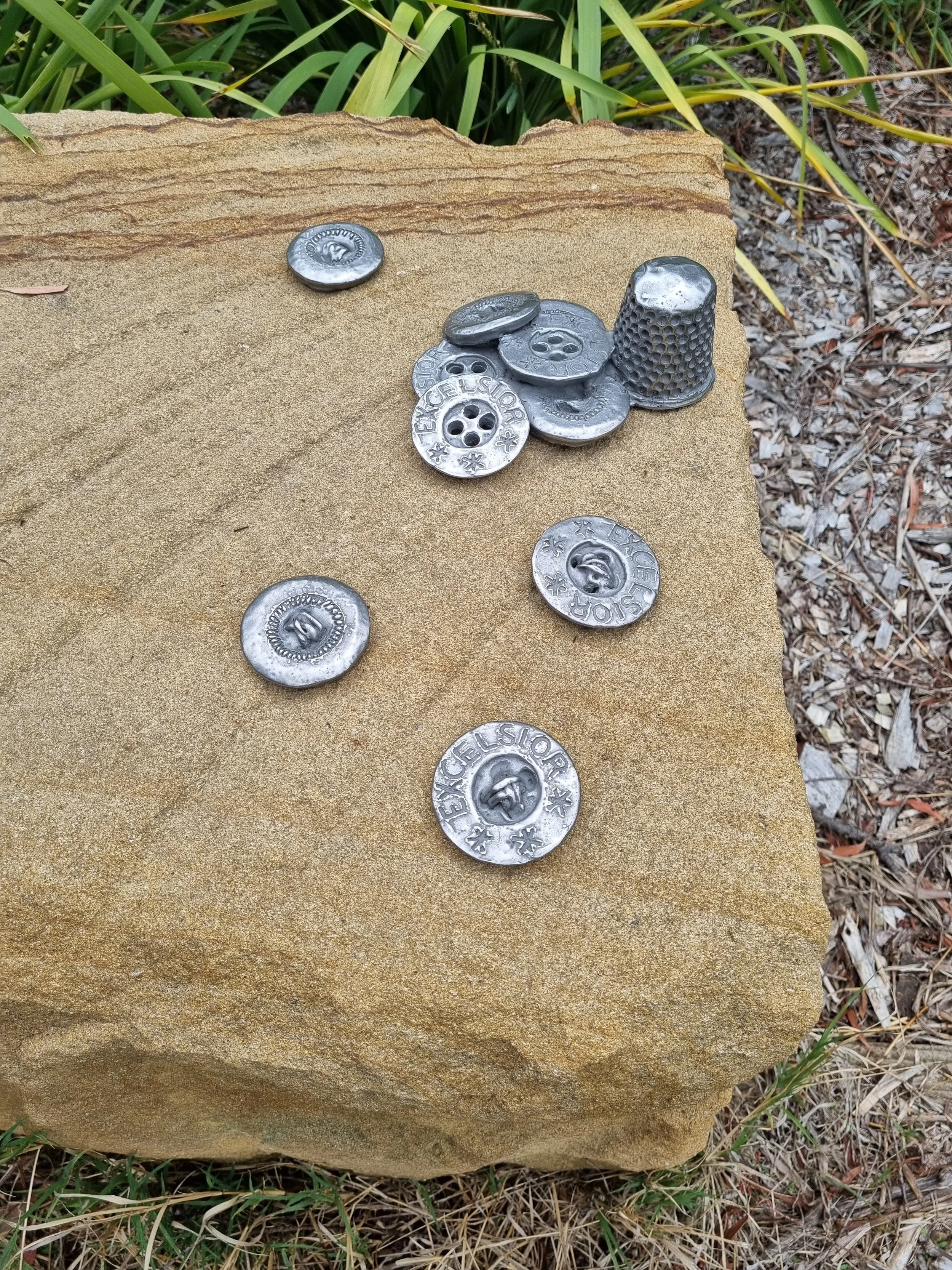 Tim Johnman Googong buttons.jpg