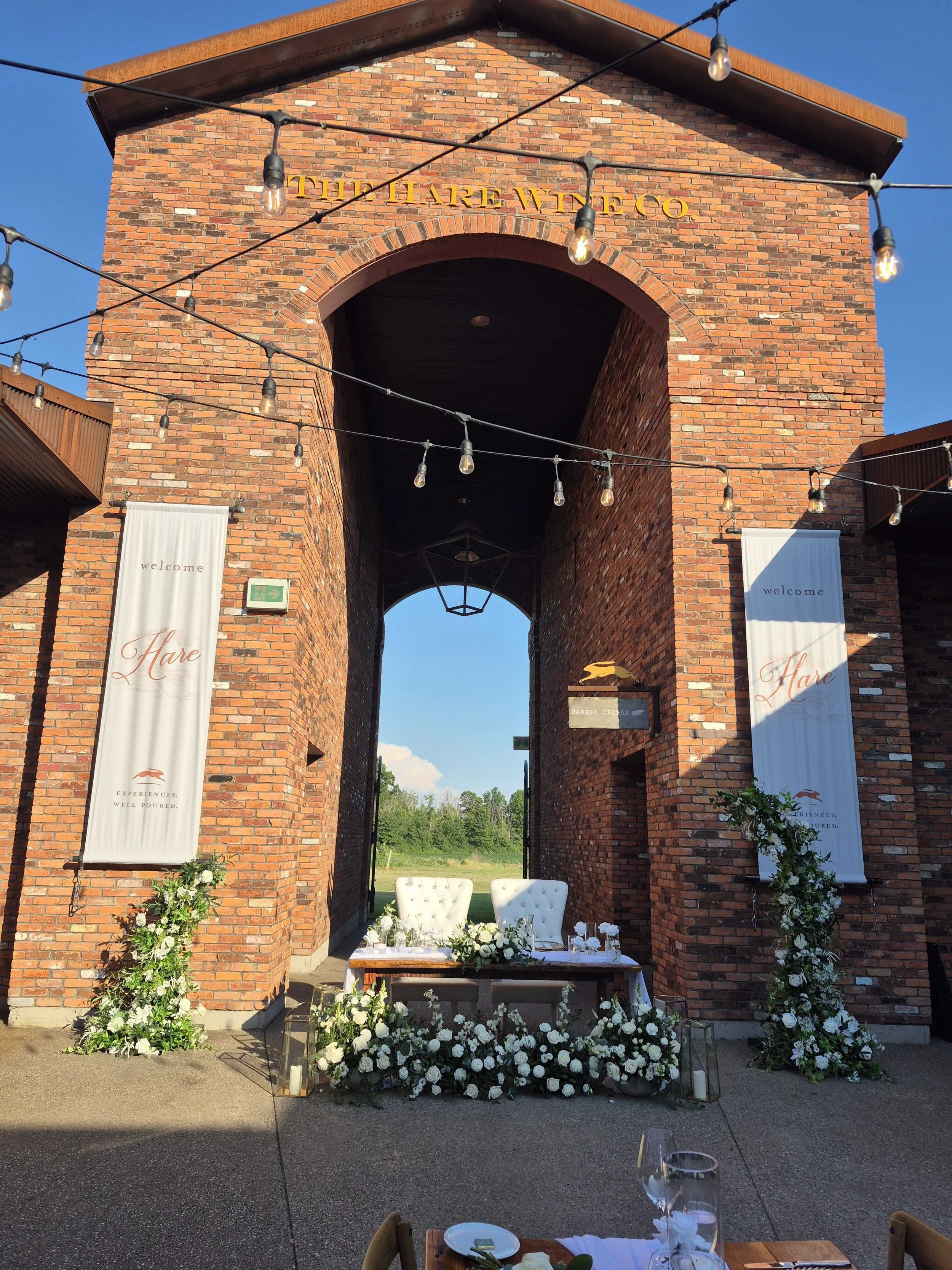 Sweetheart table set up in the Courtyard