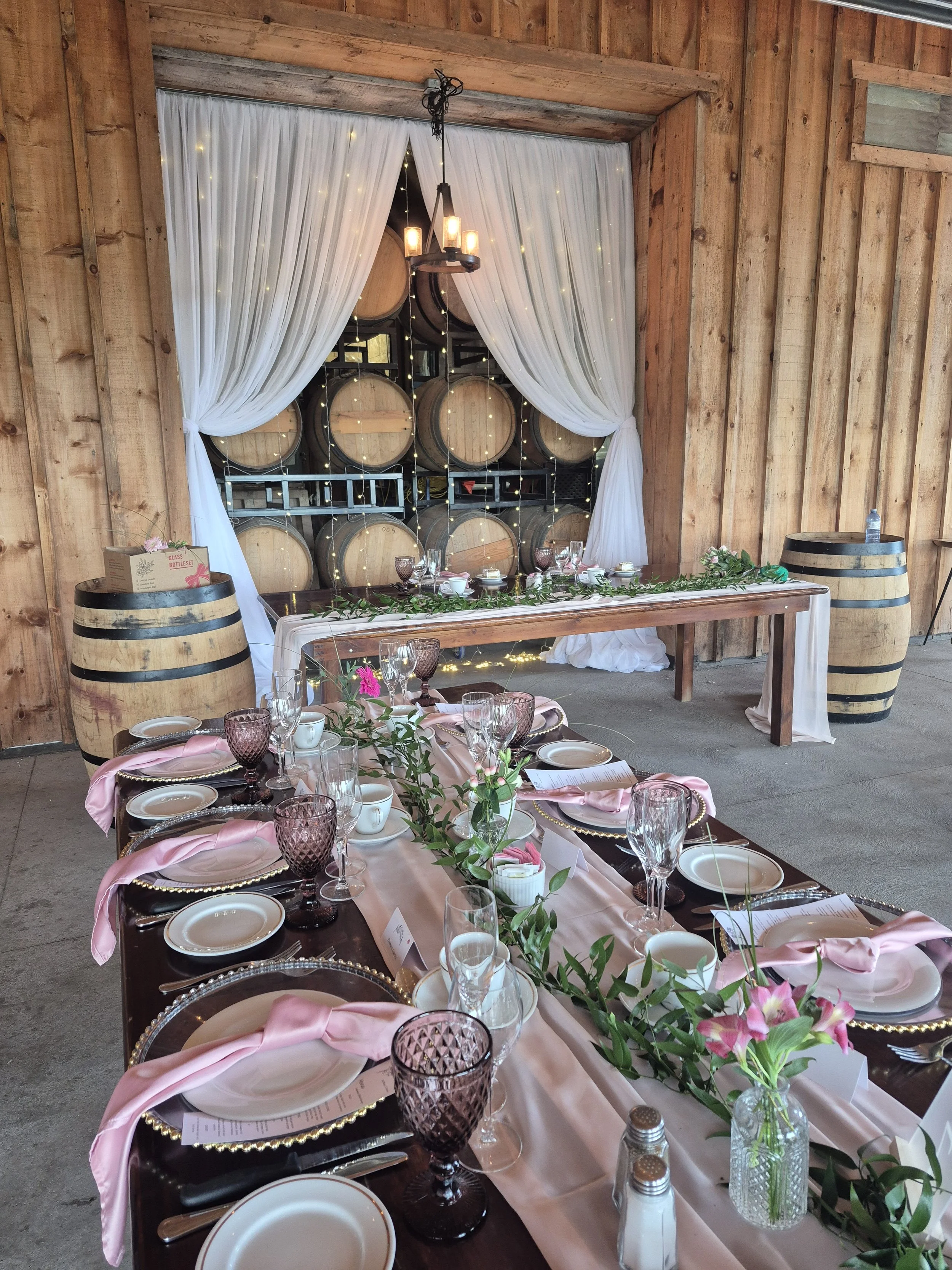 Blush wedding at Calamus Estate Winery