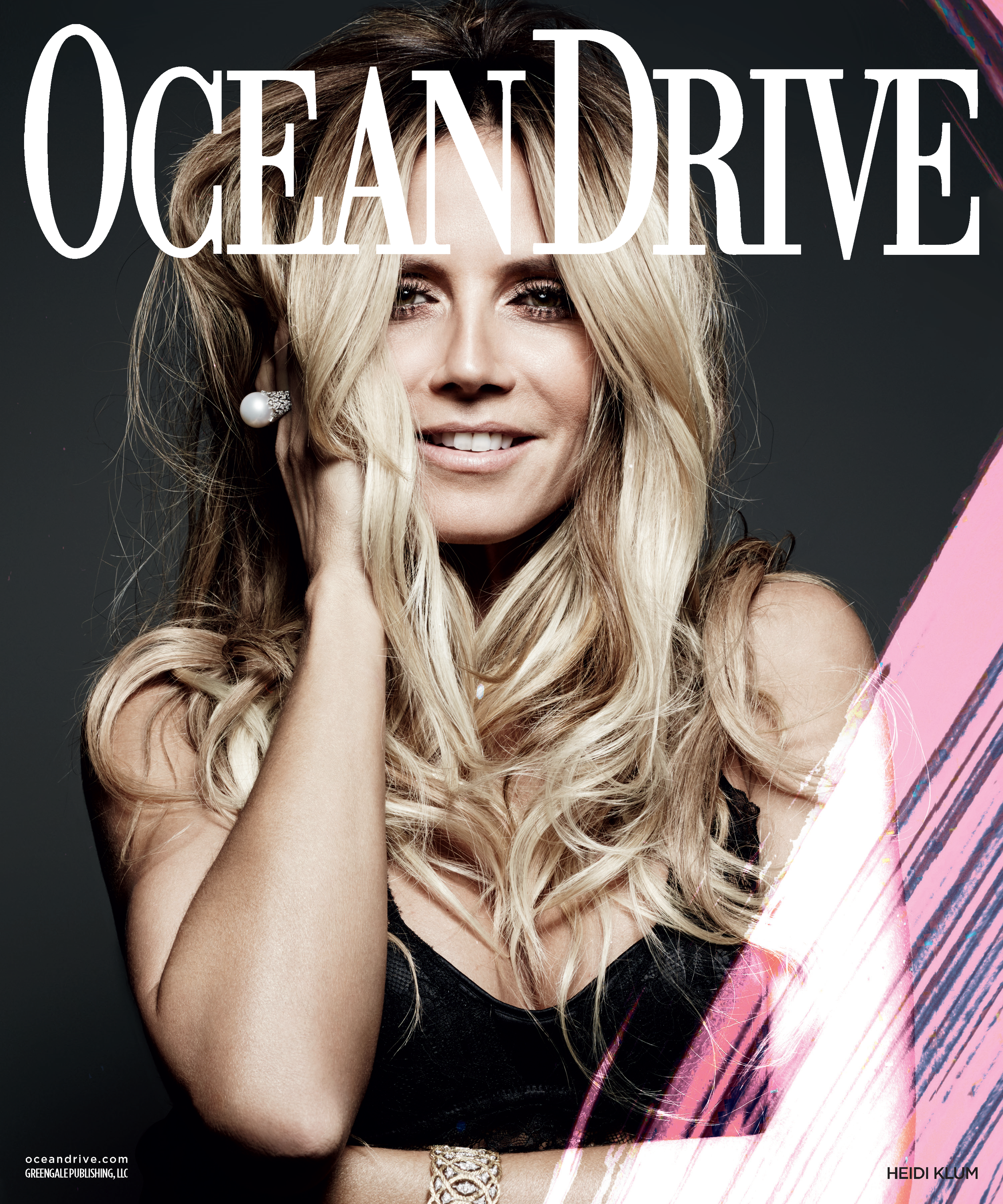 Pages from ocean-drive-2016-issue-10-december-heidi-klum-2.png