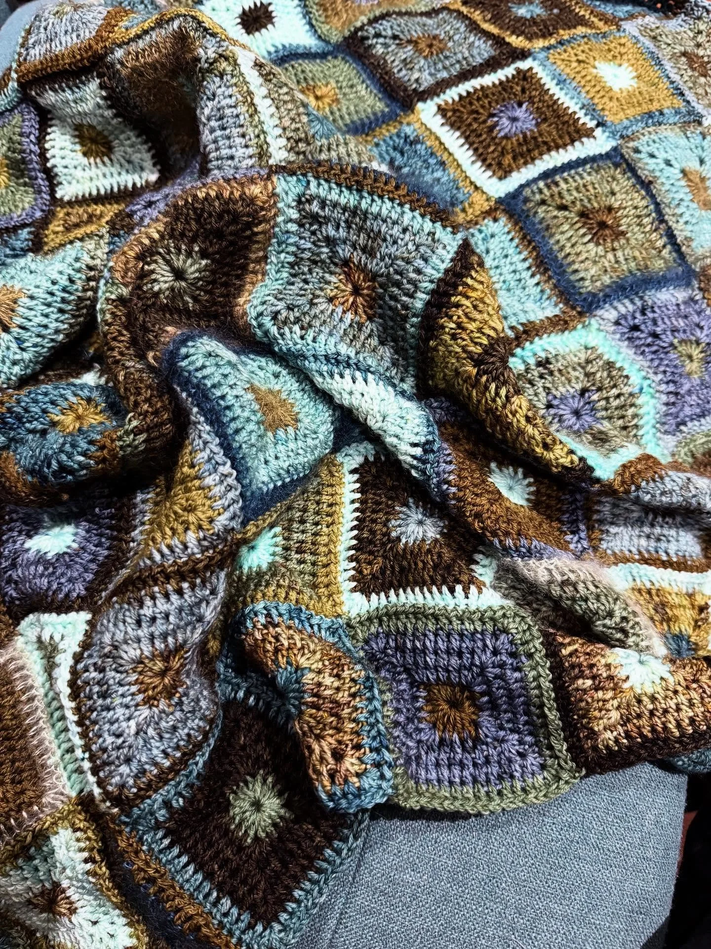 This one&rsquo;s growing and has just reached 8 x 10 squares. Weighed the blanket and the remainder of the yarn and I&rsquo;m just under half way. Can&rsquo;t wait to get to the border. The yarn is by @grenouilleco