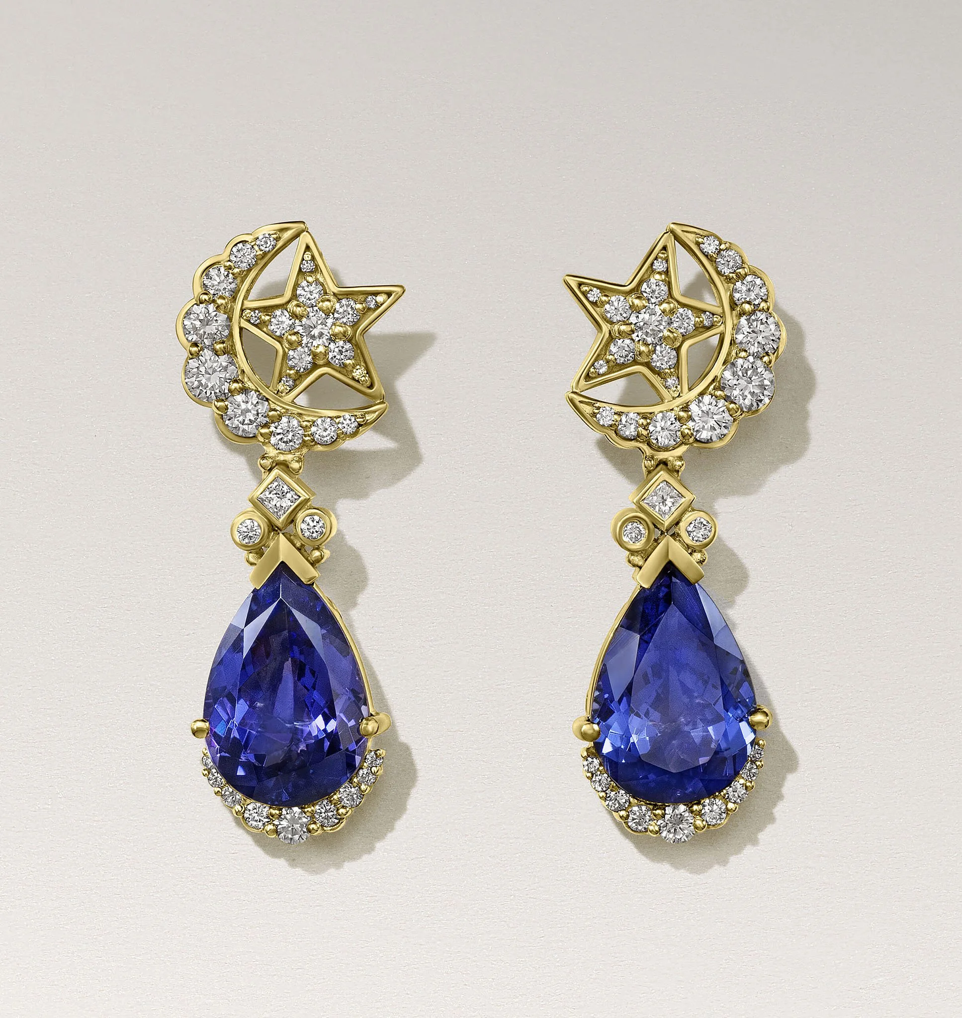blue-gemstone-earrings-jewelry-photography-egypt.jpg