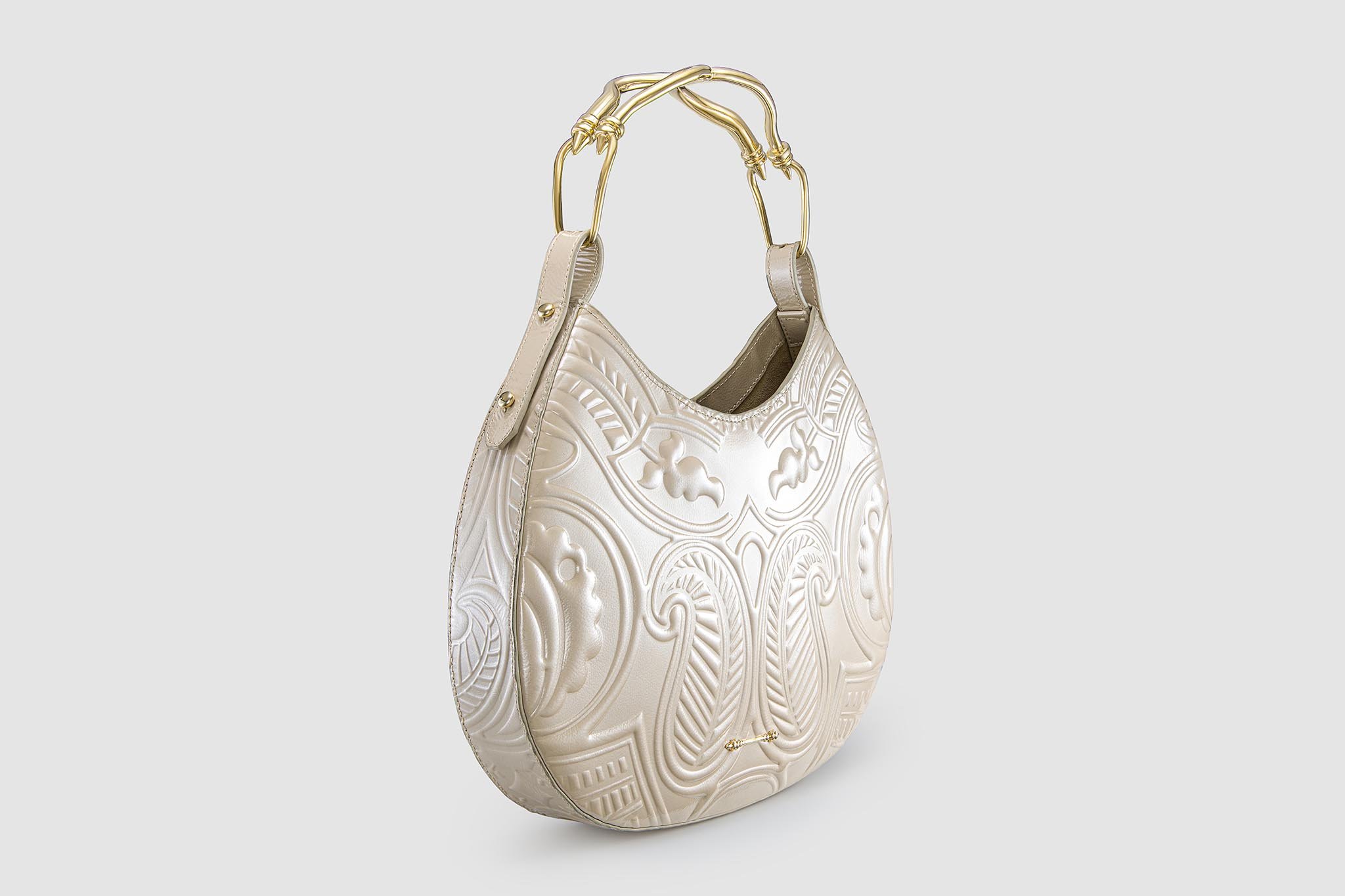 okhtein-duo-top-handle-angle-ivory-luxury-handbag-product-photography-egypt.jpg