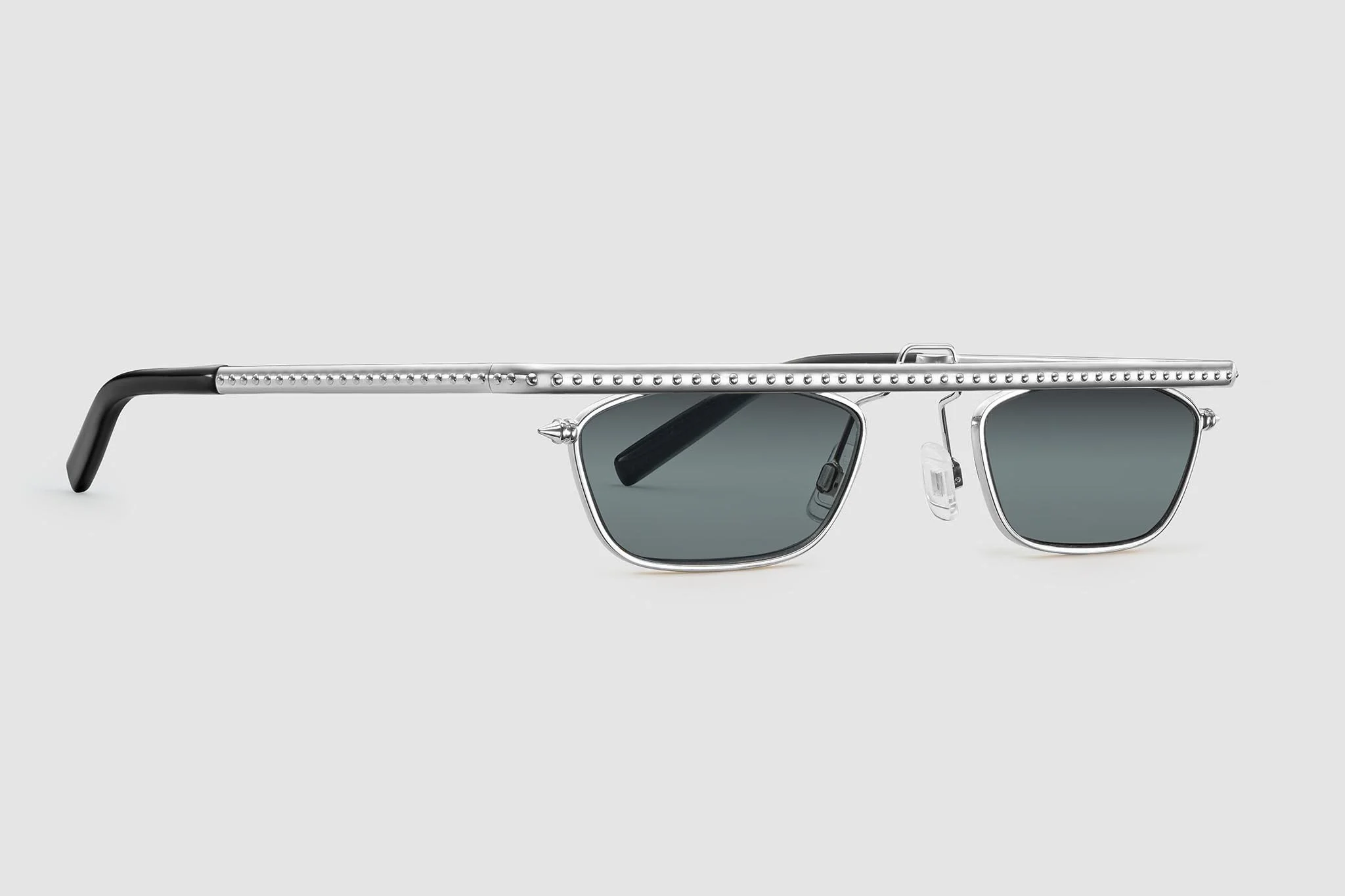 okhtein-ziri-shades-side-product-photographer-in-egypt.jpg