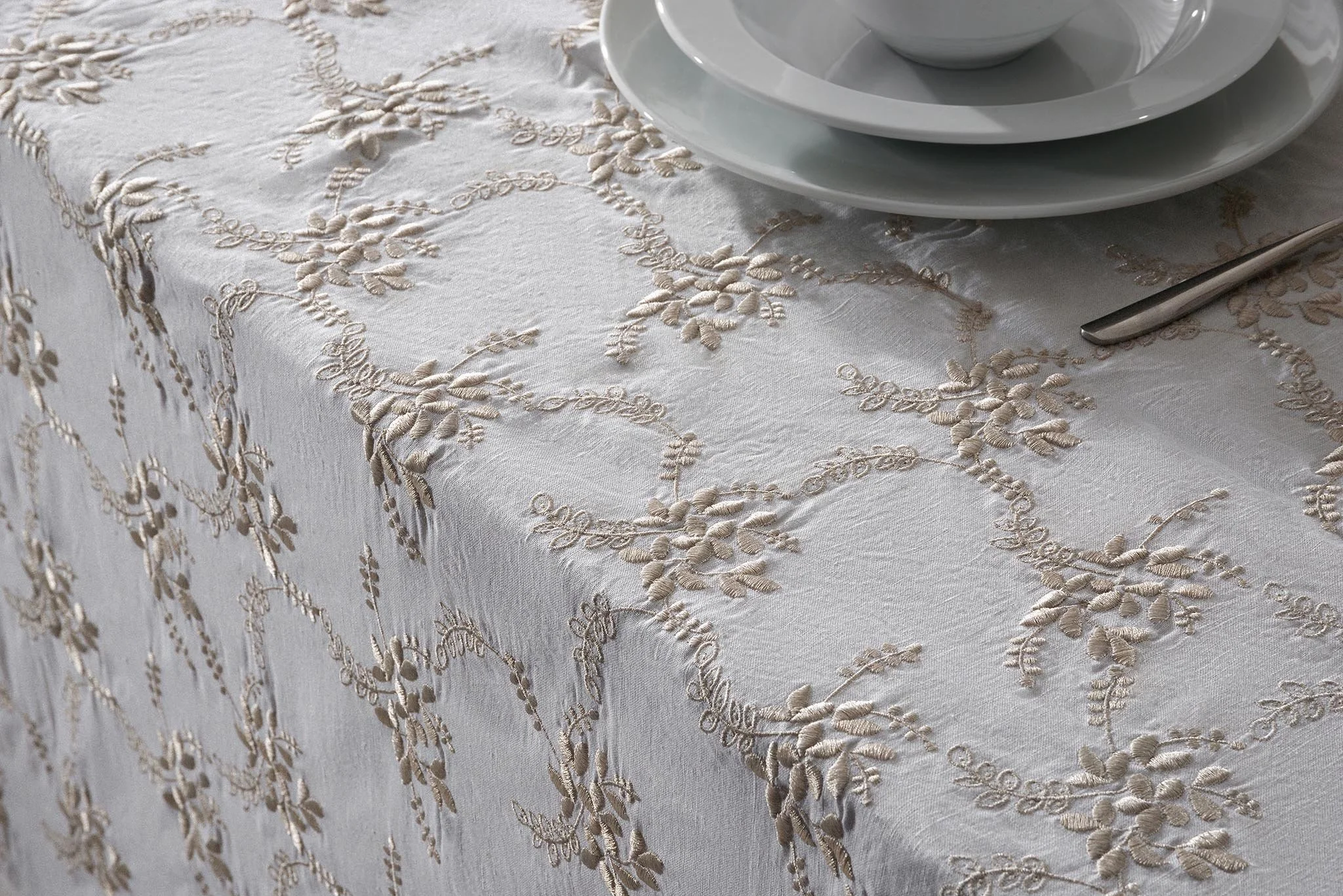 lilly-home-tablecloth-fabric-detail-product-photographer-in-egypt.JPG